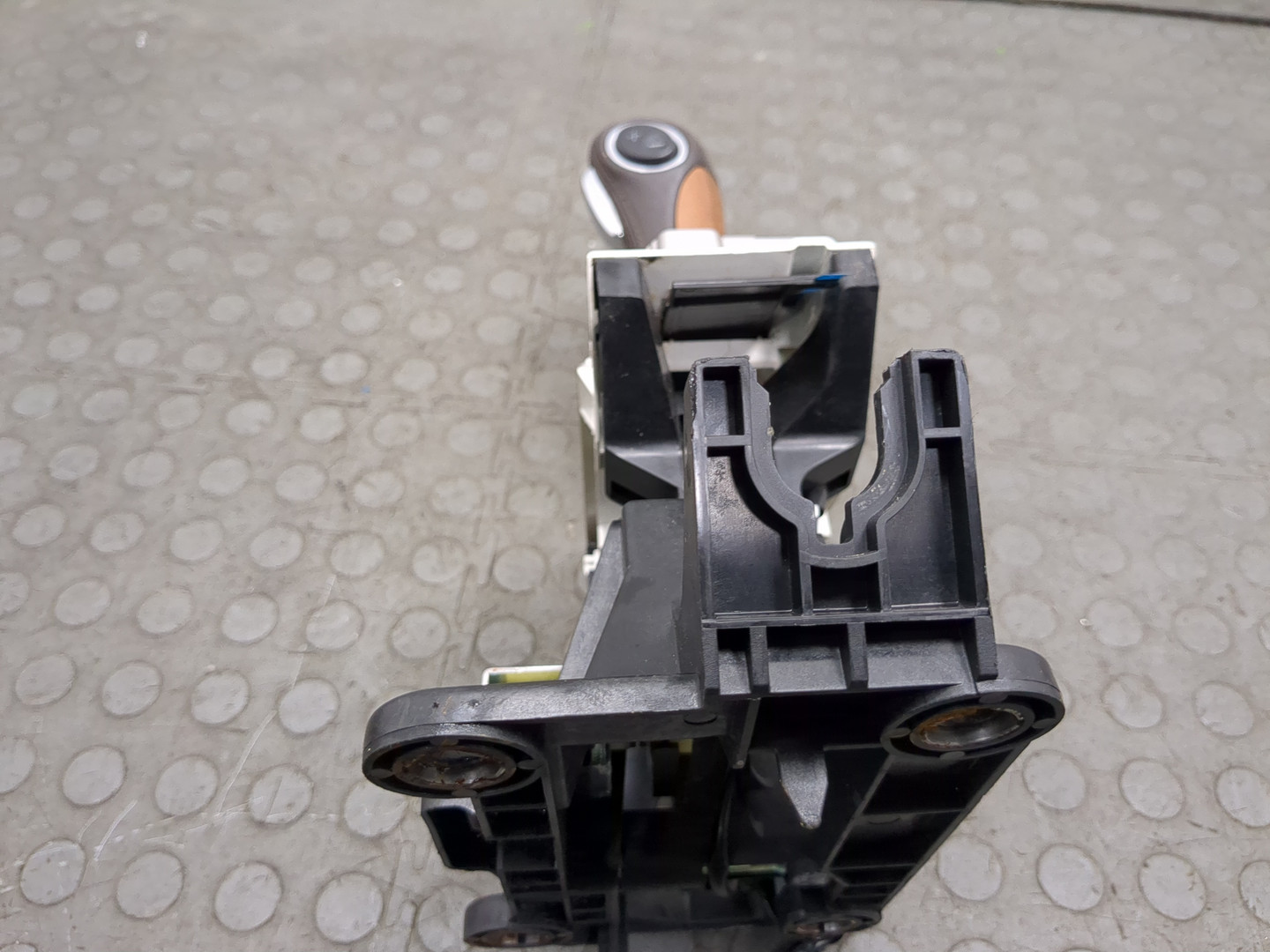 Кулиса МКПП / АКПП