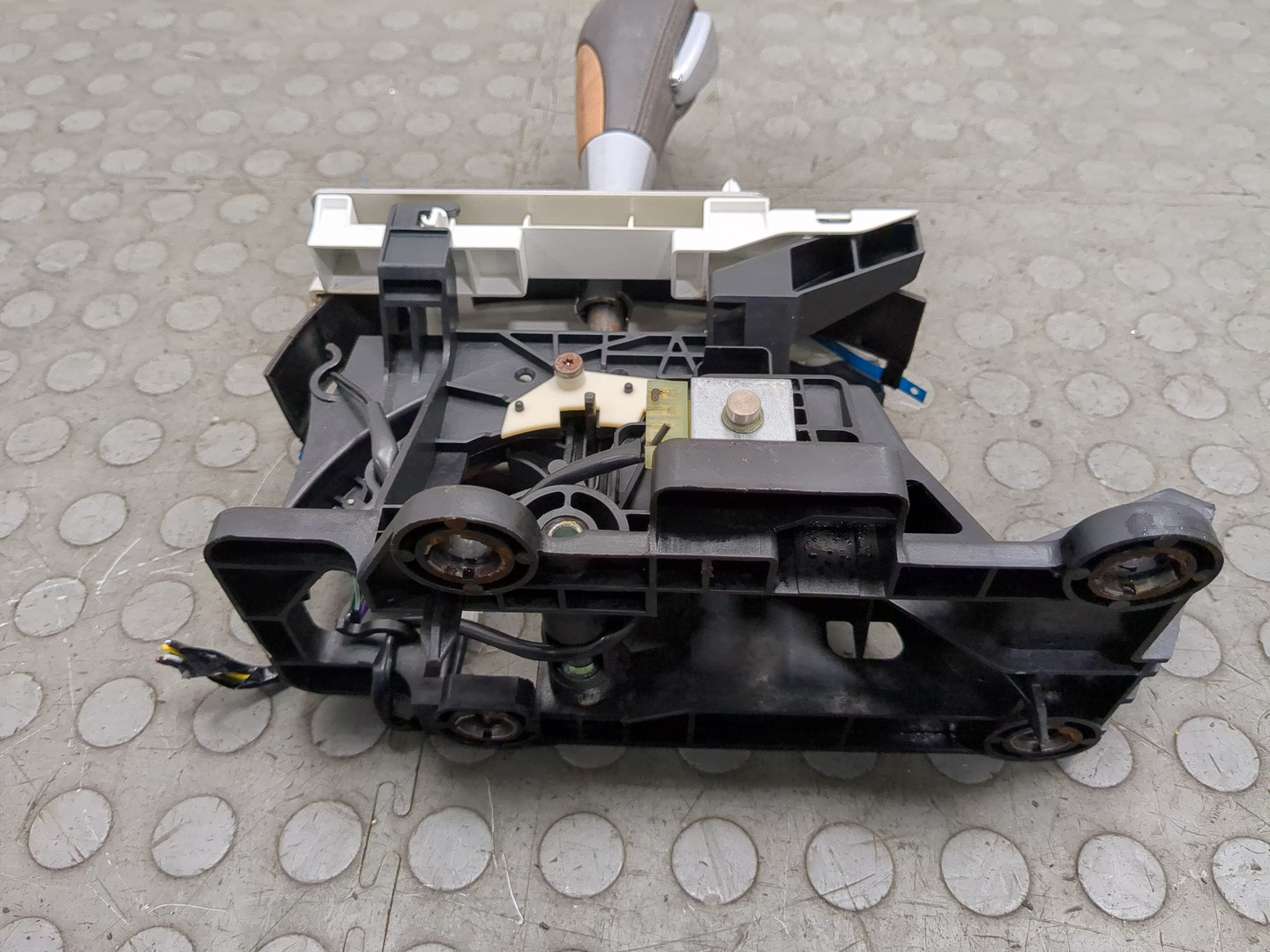 Кулиса МКПП / АКПП