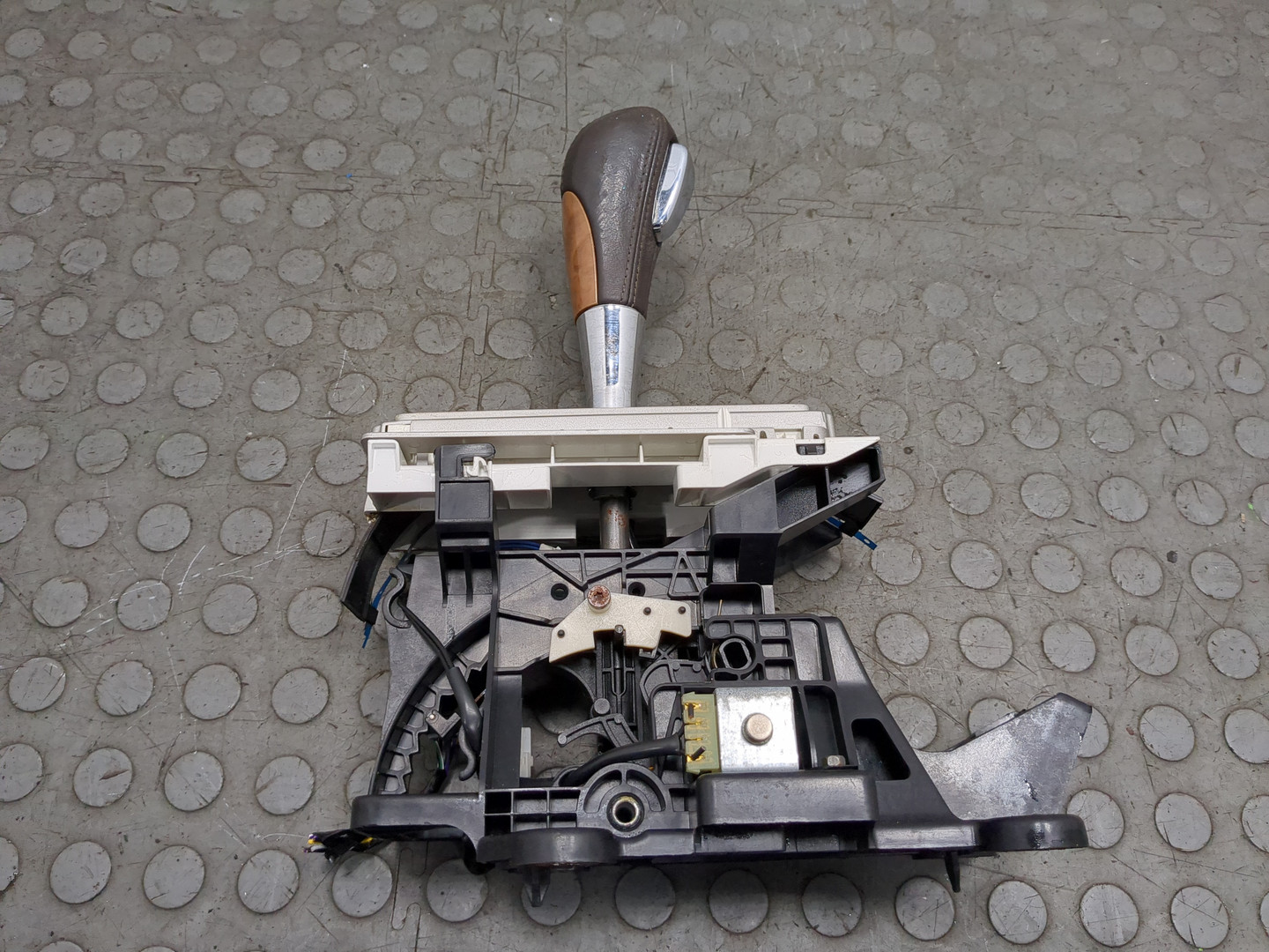 Кулиса МКПП / АКПП