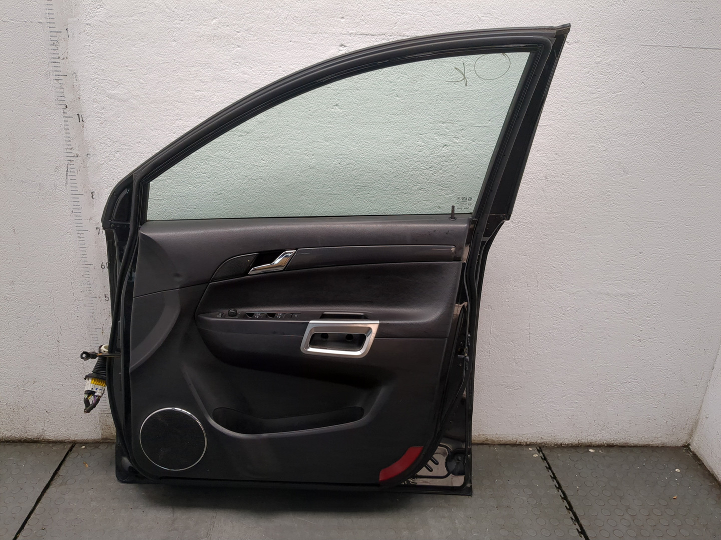 Дверь передняя правая