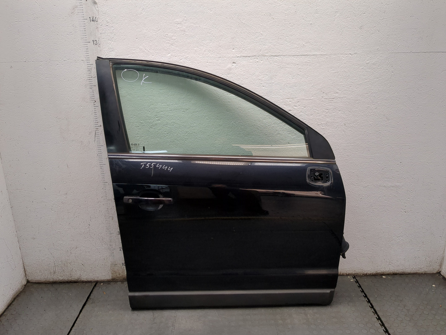 Дверь передняя правая