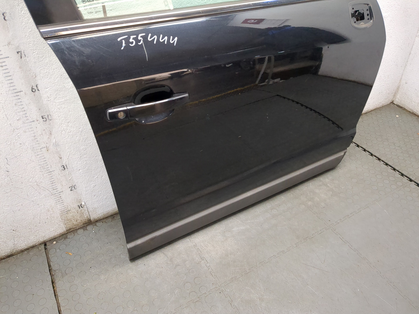 Дверь передняя правая