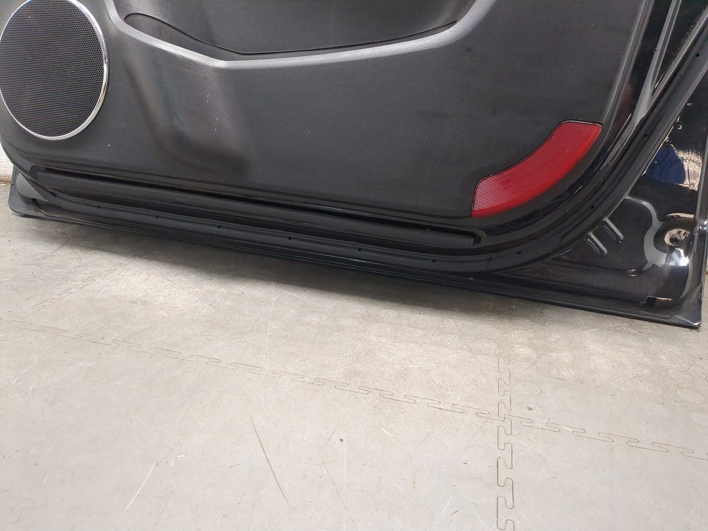 Дверь передняя правая