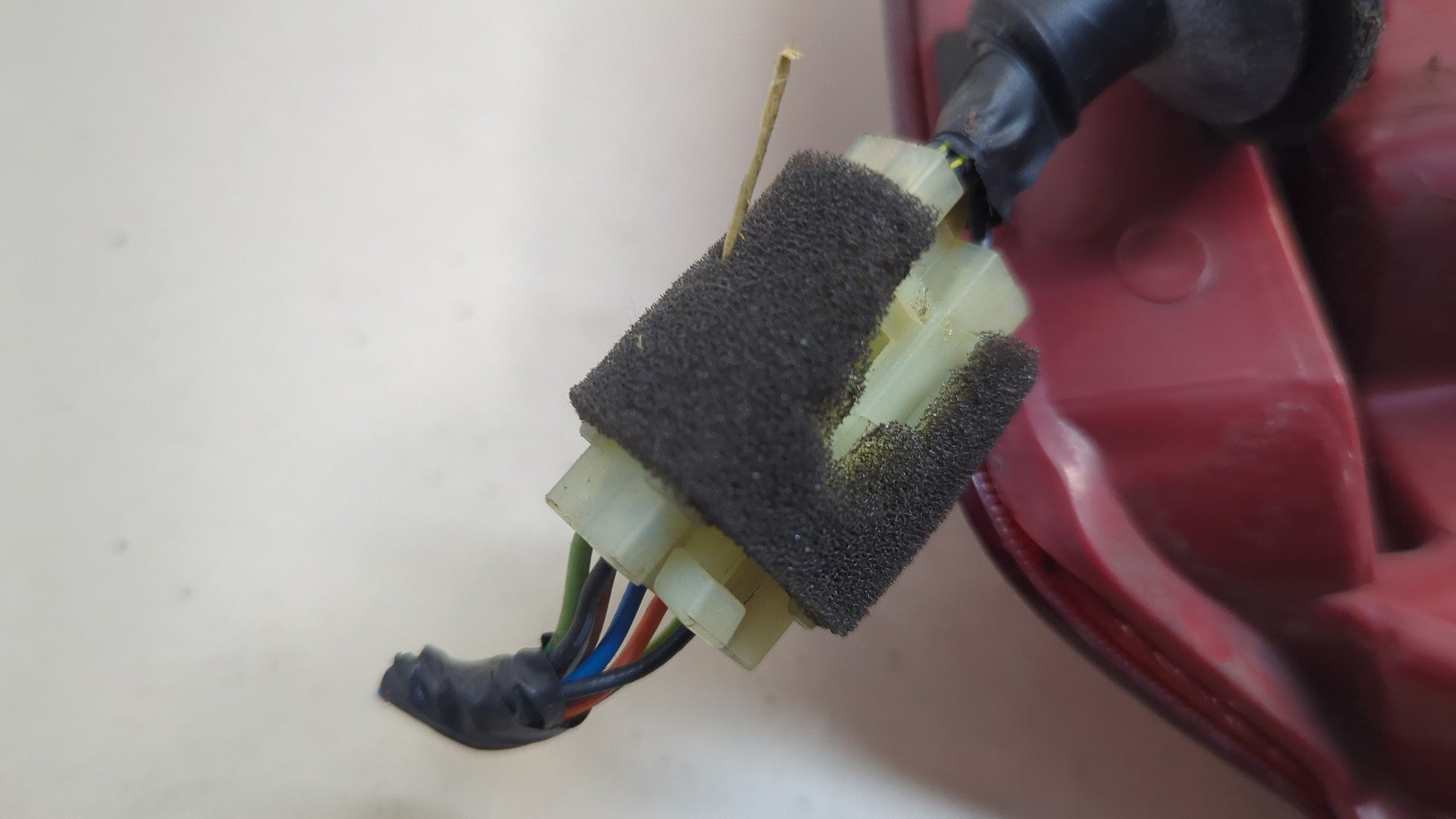 Фонарь задний правый