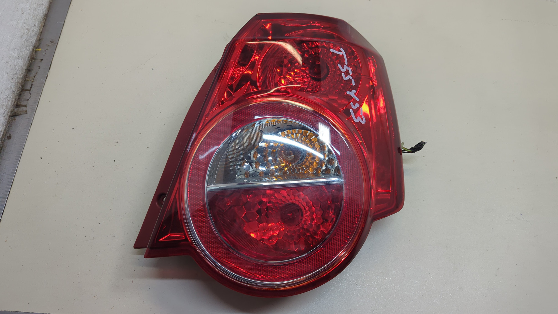 Фонарь задний правый