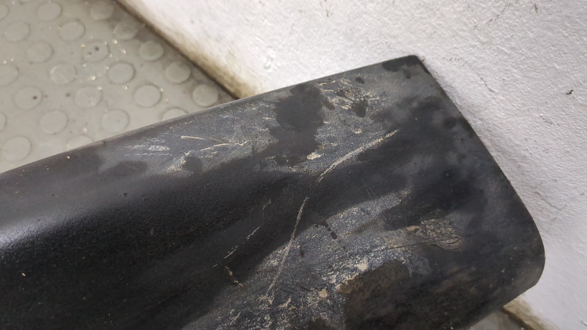 Подножка правая