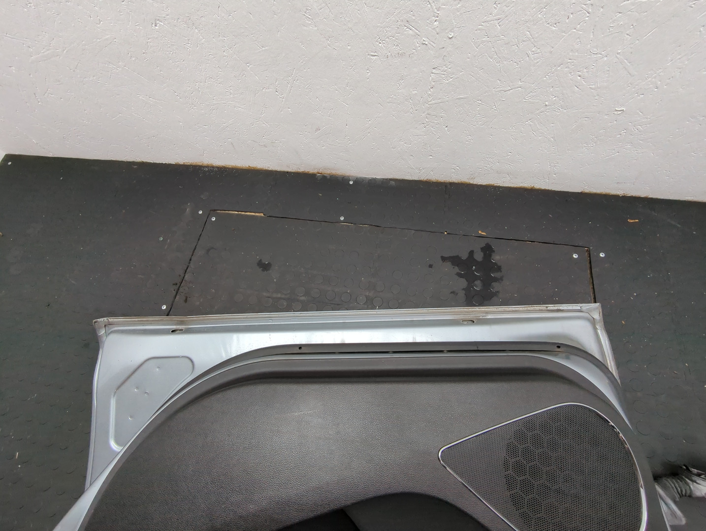 Дверь передняя правая