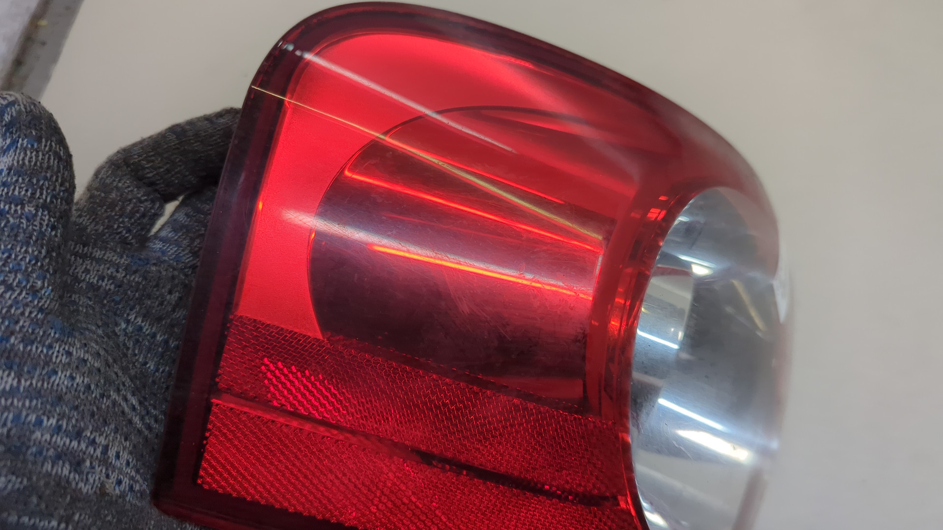 Фонарь задний левый