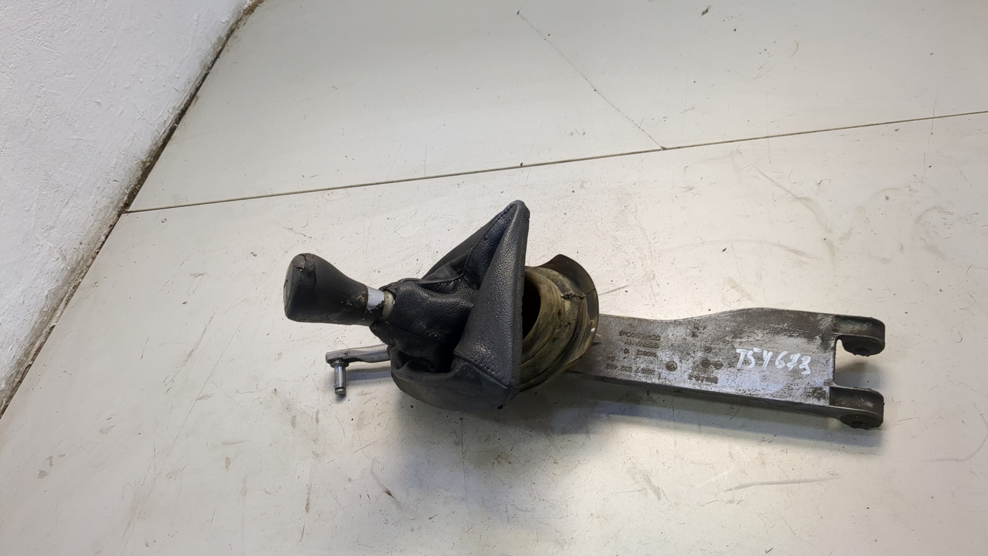 Кулиса МКПП / АКПП