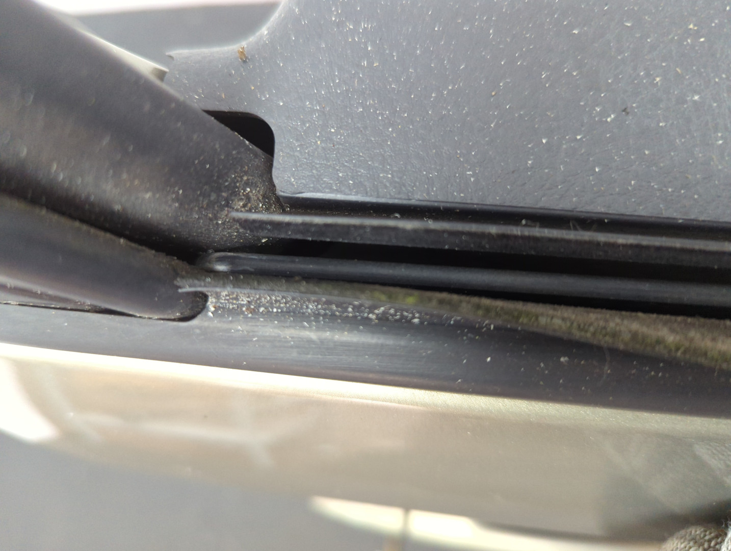 Дверь передняя правая