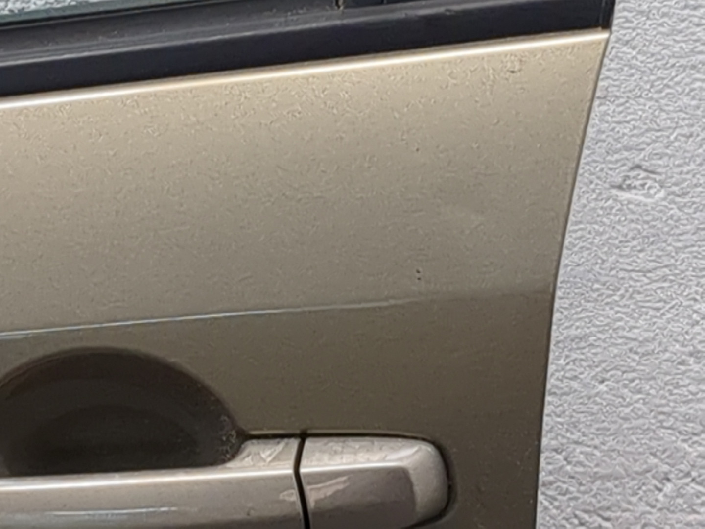 Дверь передняя левая