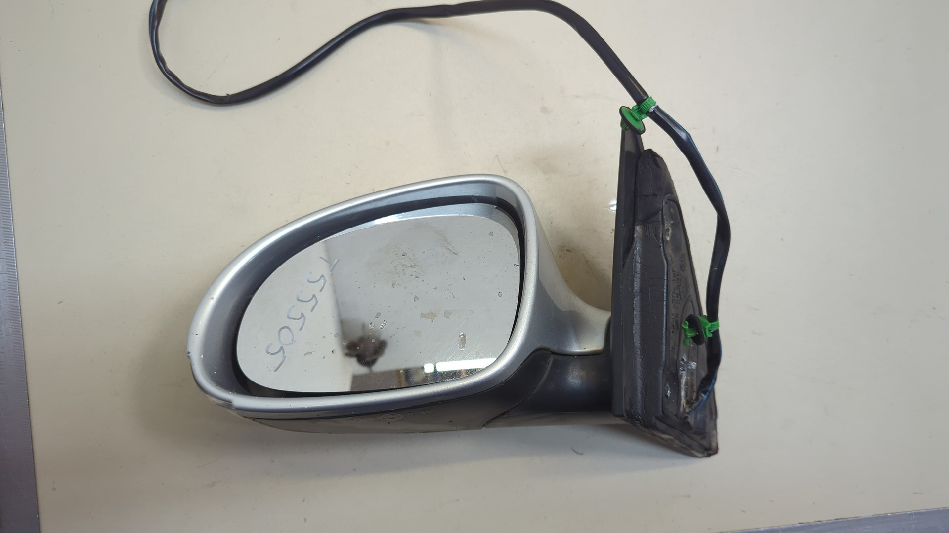 Зеркало левое электрическое