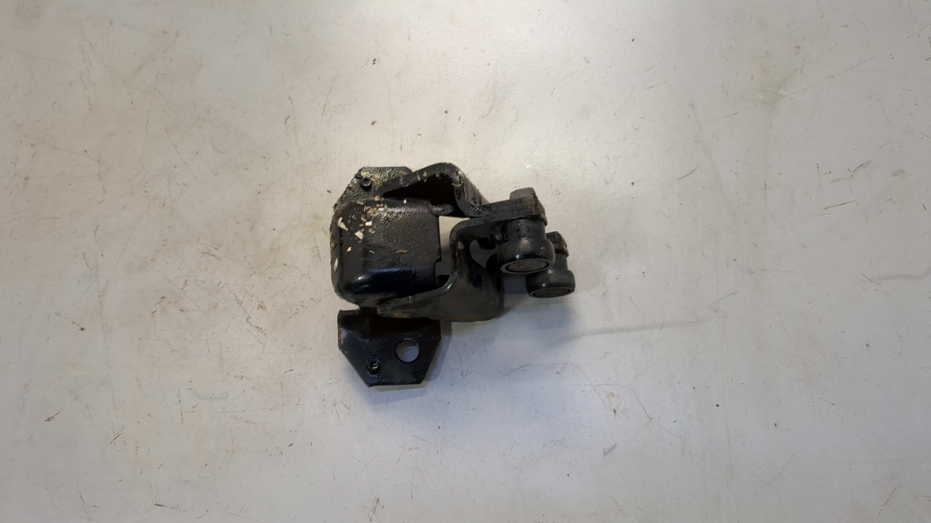 Механизм замка двери