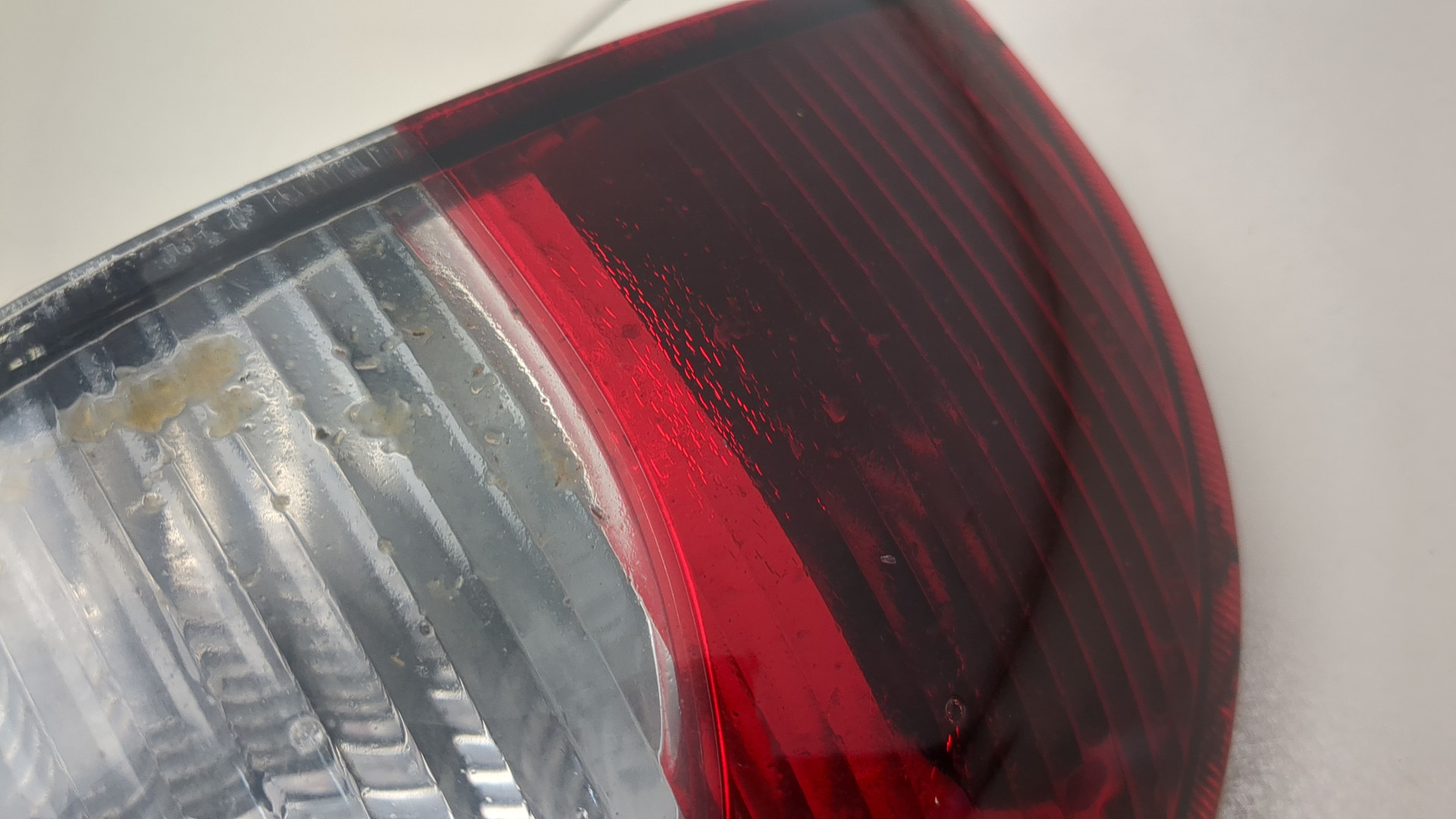 Фонарь задний левый