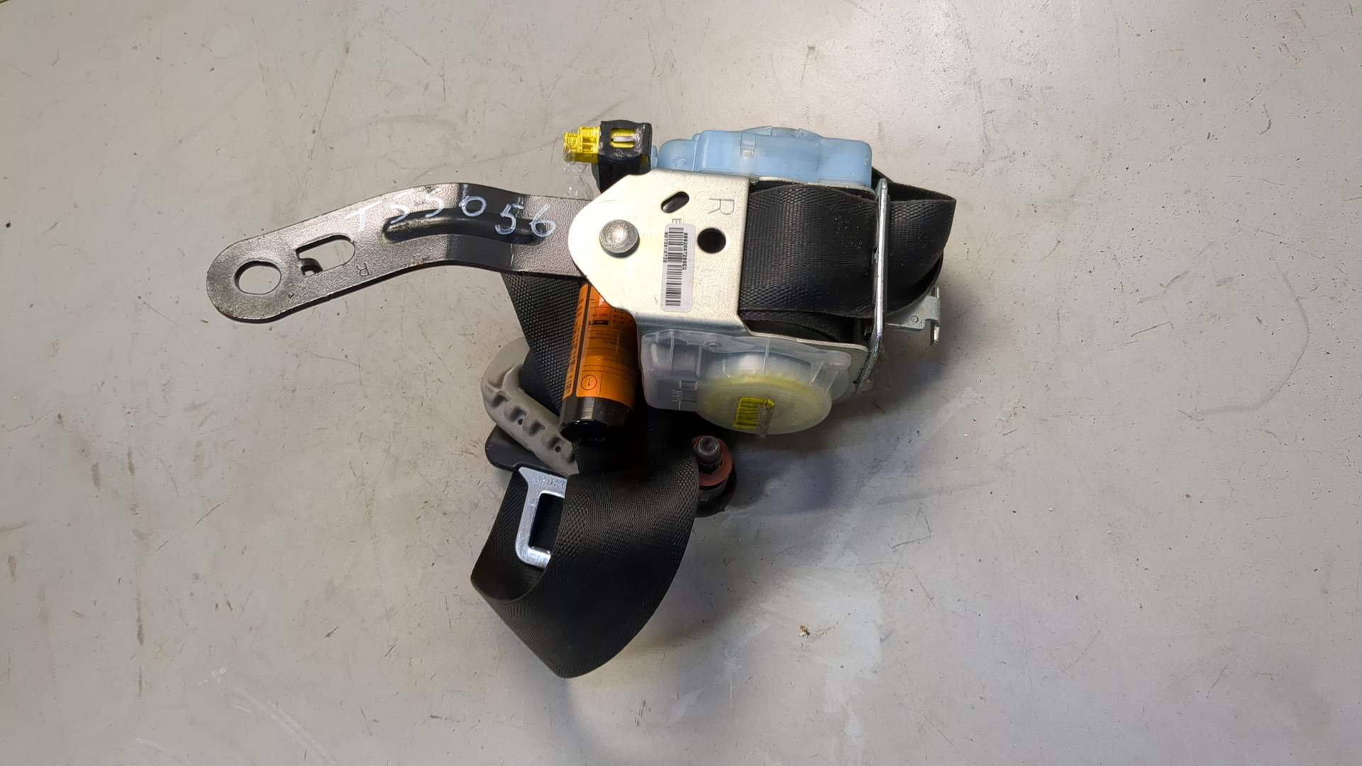 Ремень безопасности