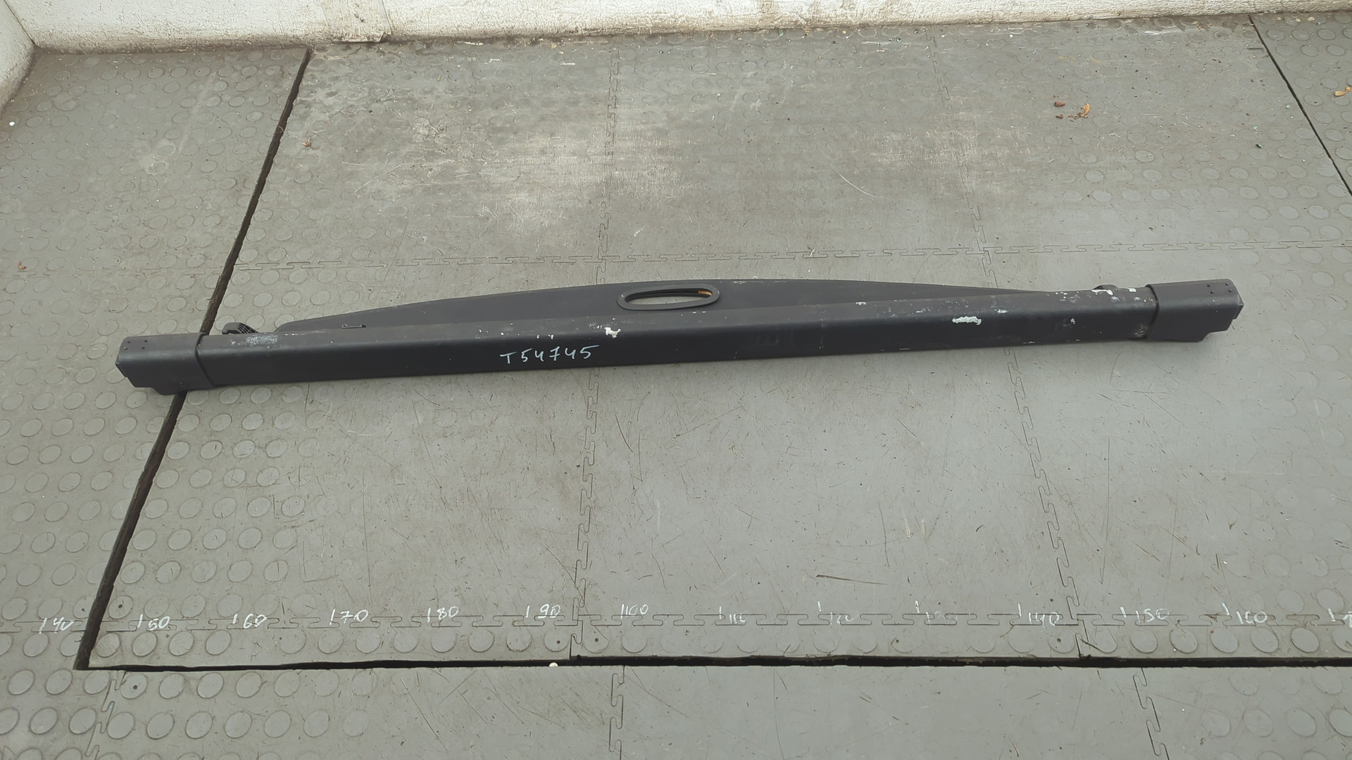 Шторка багажника