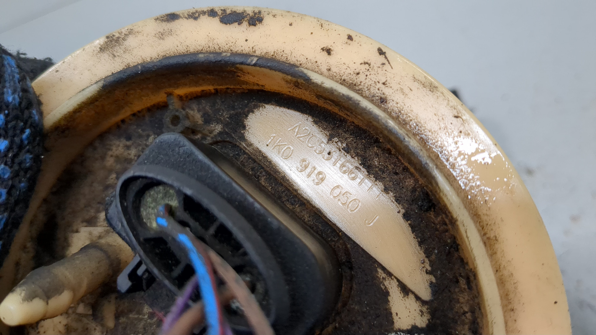 Насос топливный электрический