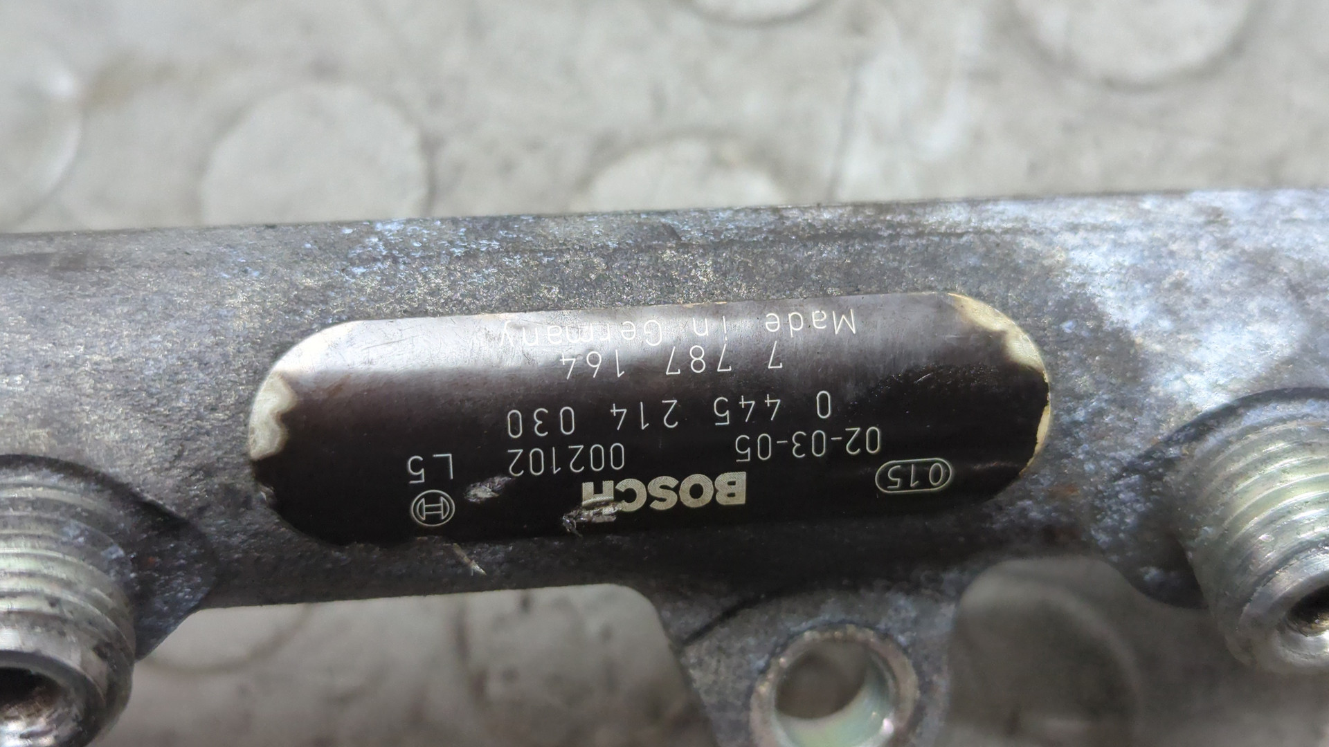 Рейка топливная (рампа)