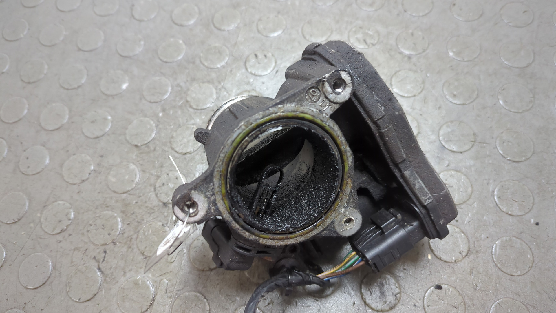 Заслонка дроссельная электрическая