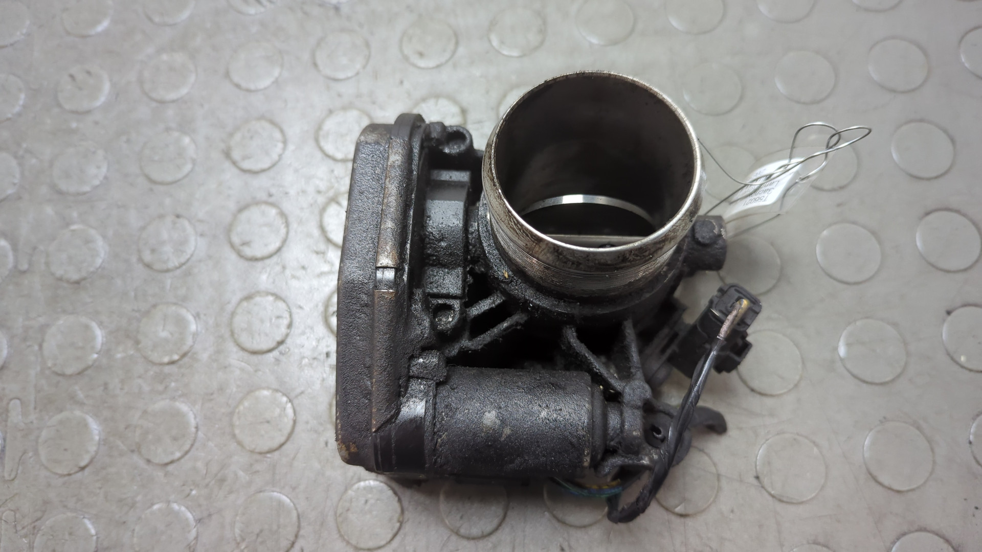 Заслонка дроссельная электрическая