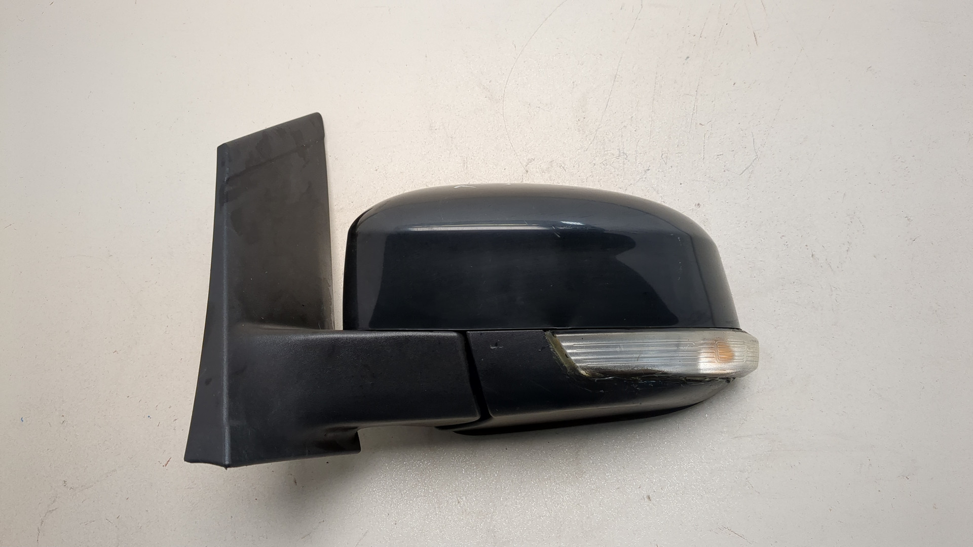 Зеркало левое электрическое