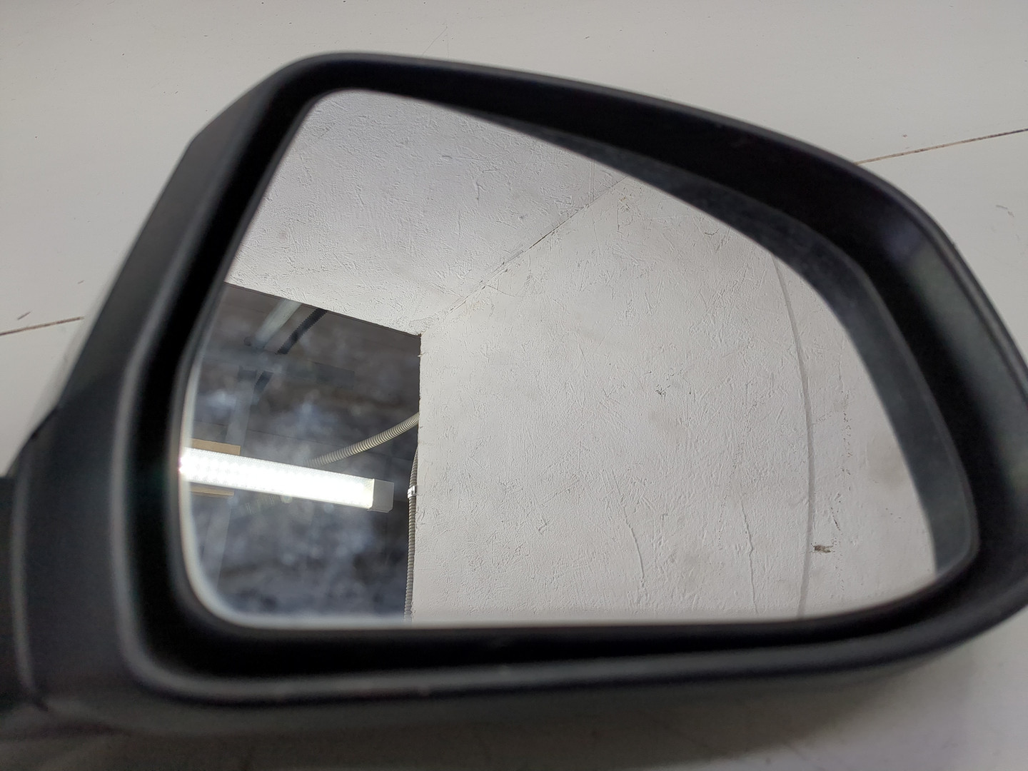 Зеркало правое электрическое