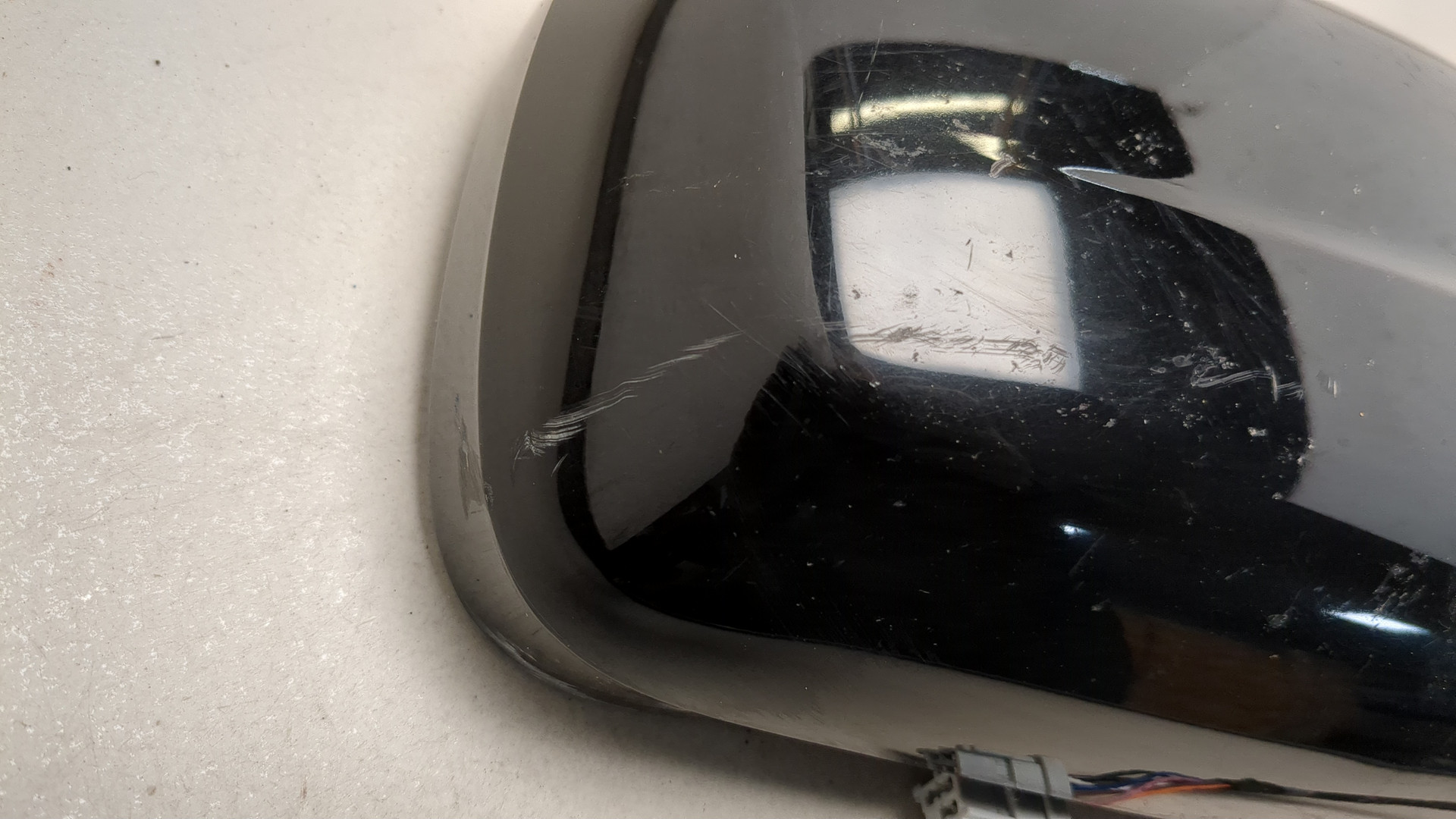 Зеркало правое электрическое