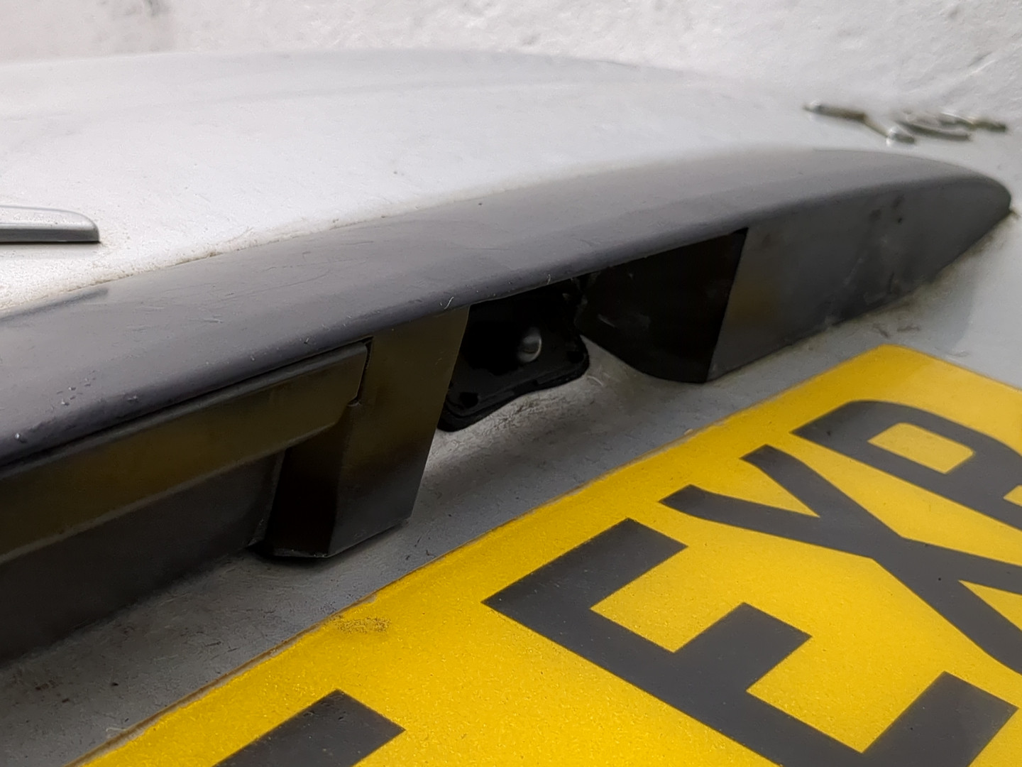 Дверь багажника