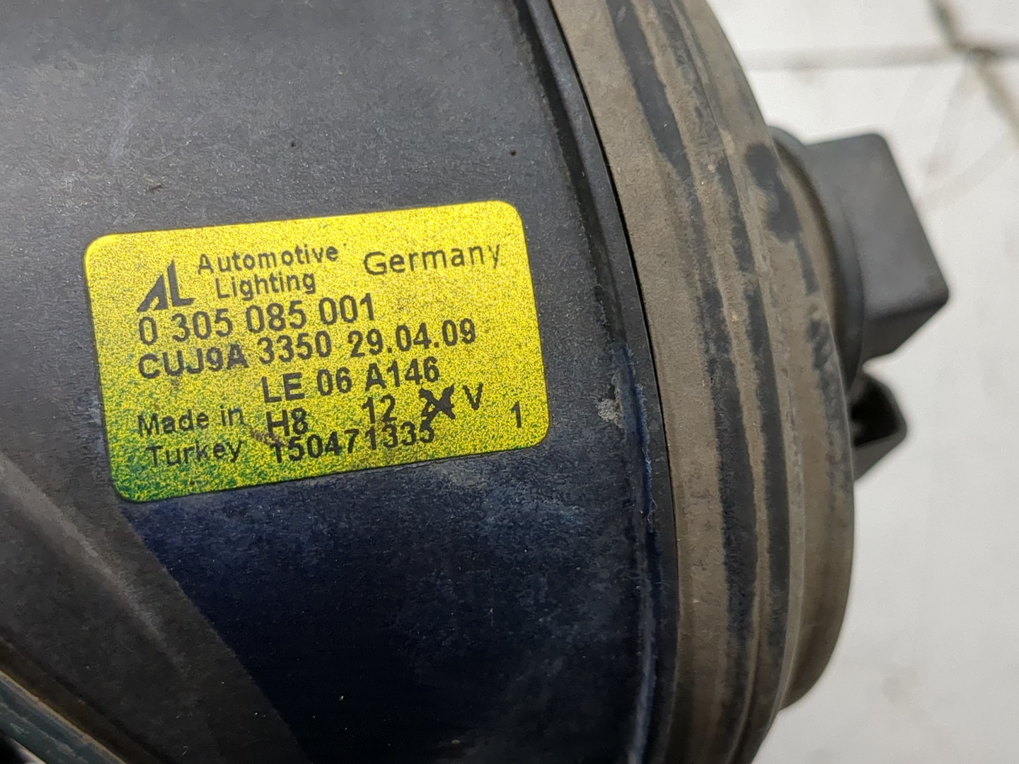 Фара противотуманная левая