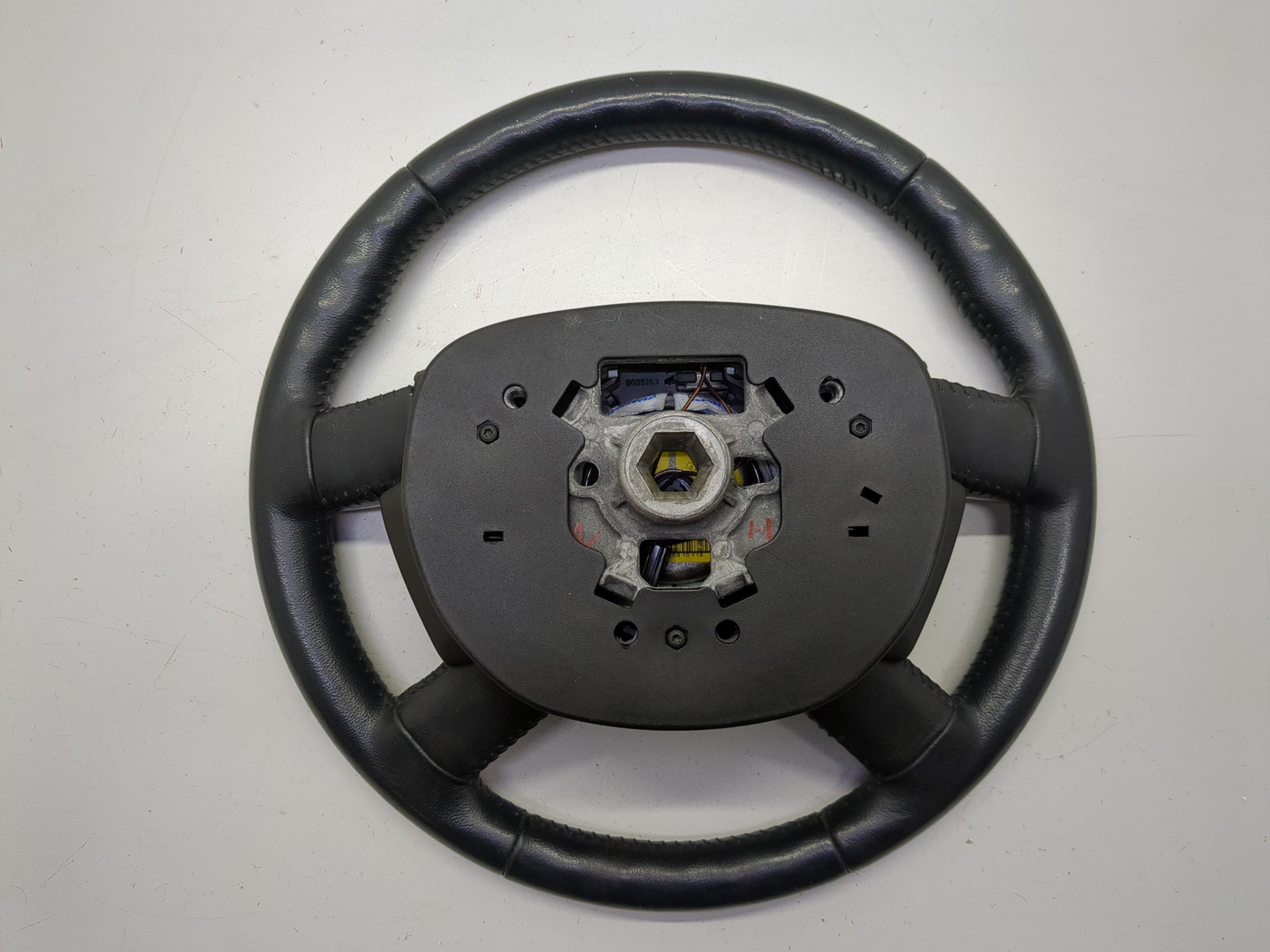 Рулевое колесо (руль)