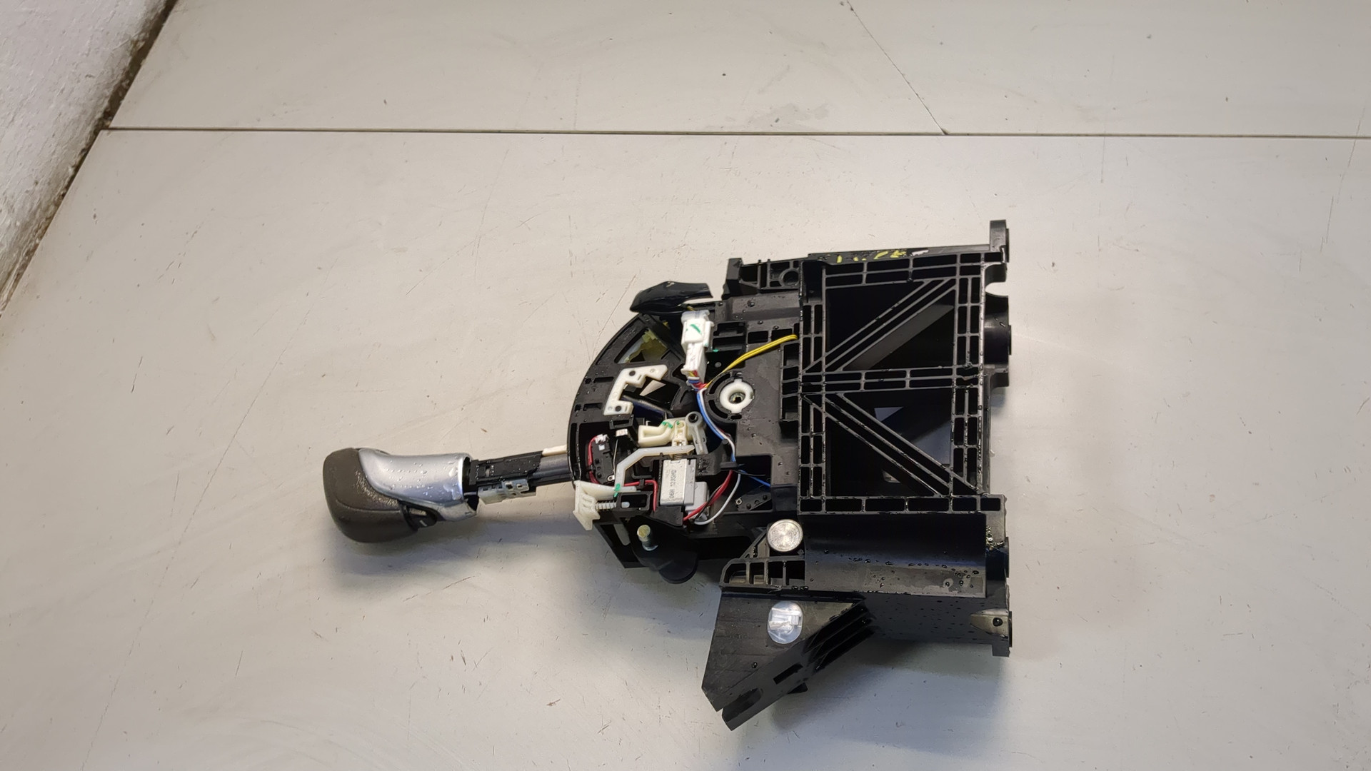 Кулиса МКПП / АКПП