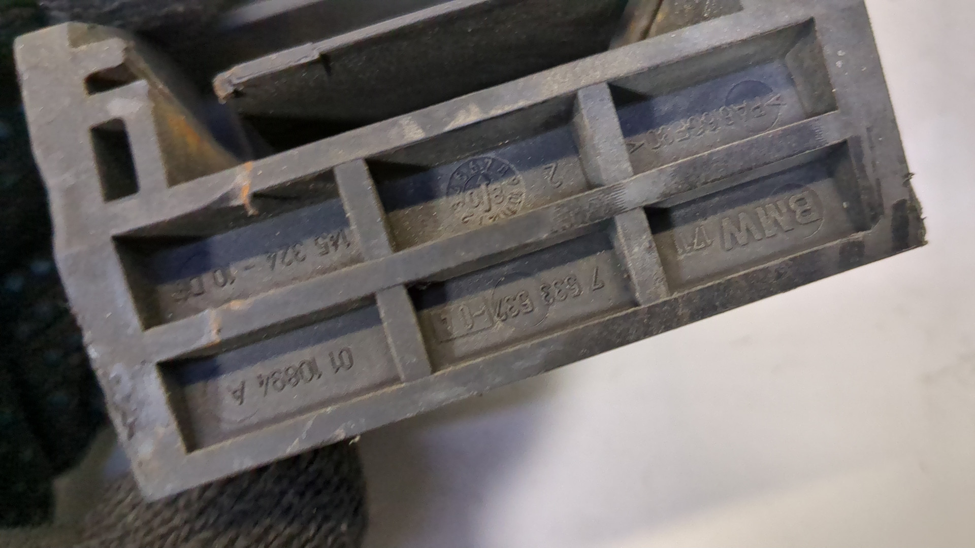 Кронштейн радиатора