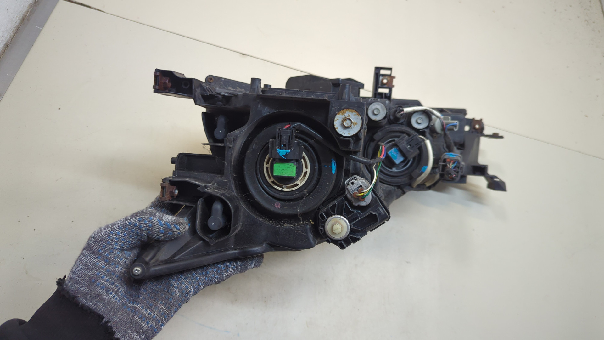 Фара правая