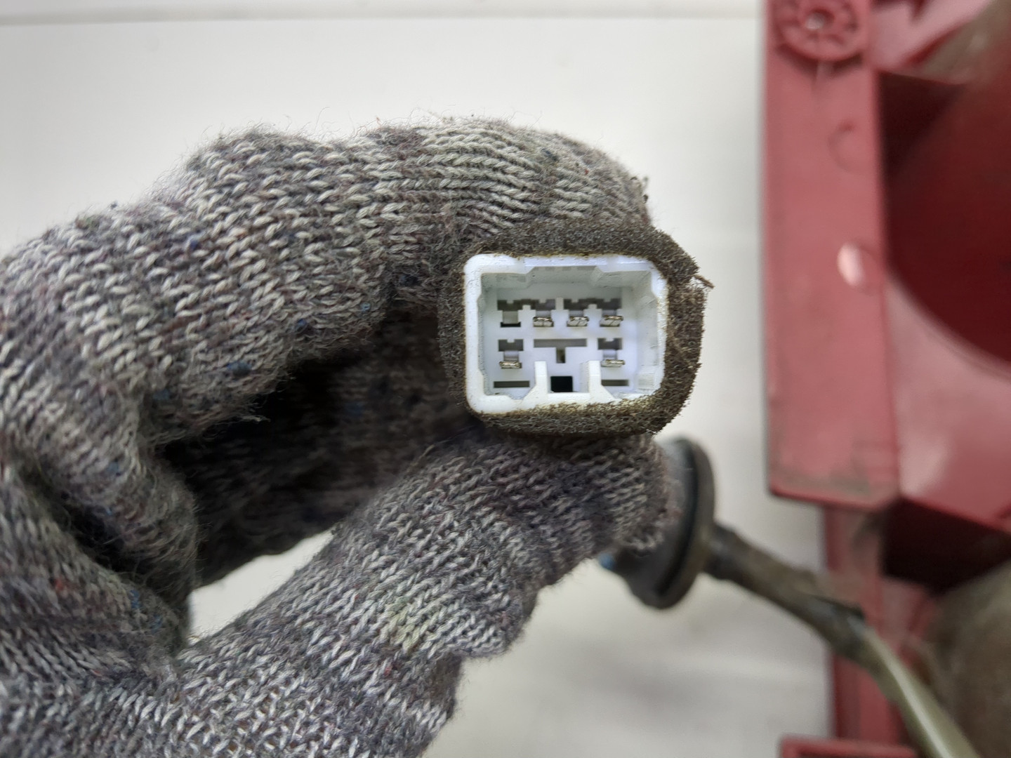 Фонарь задний левый