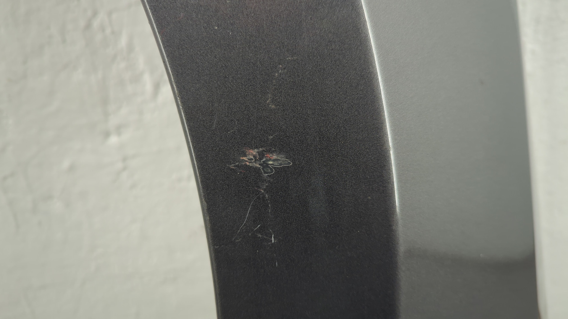 Крыло переднее левое