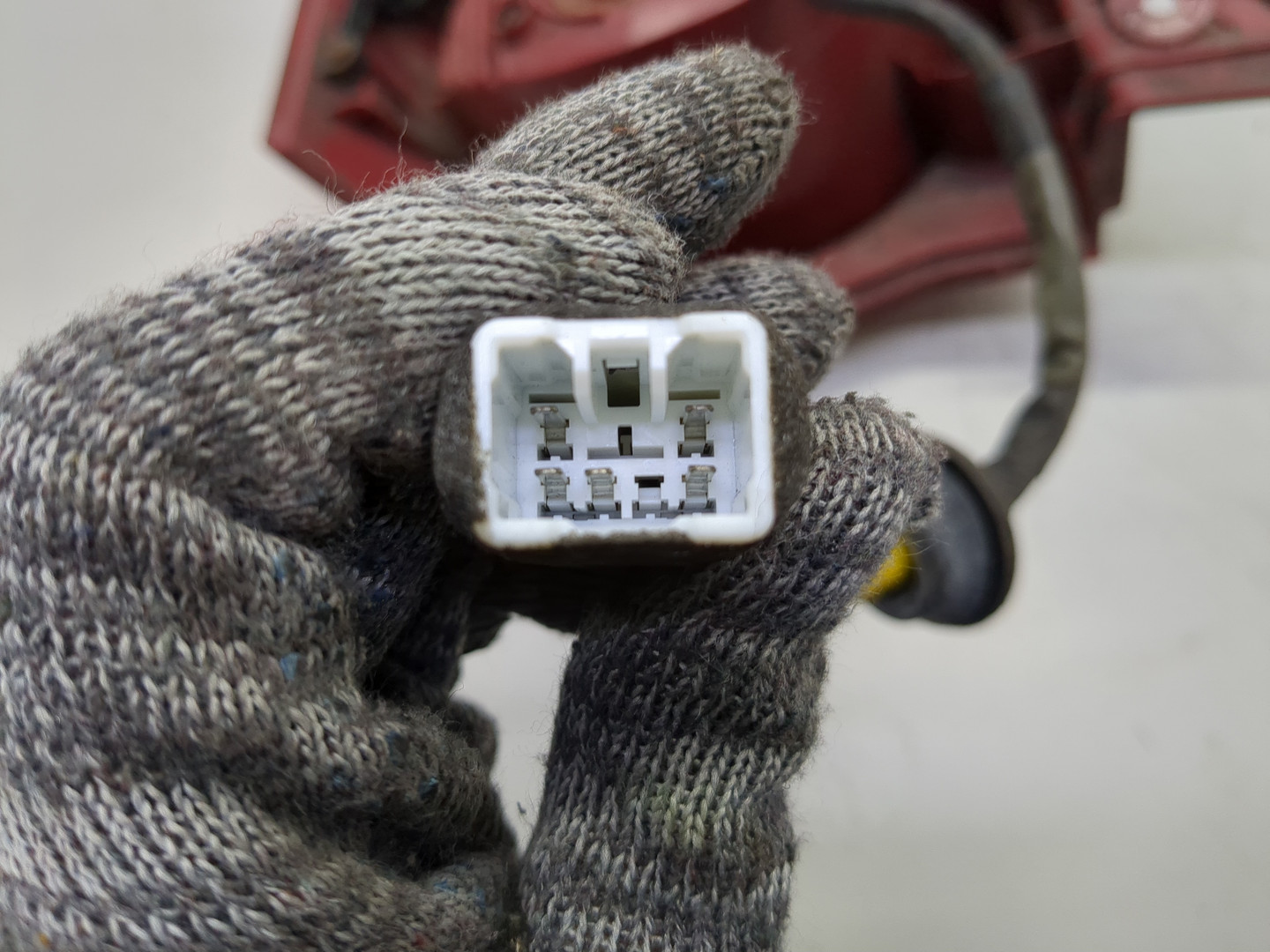 Фонарь задний правый