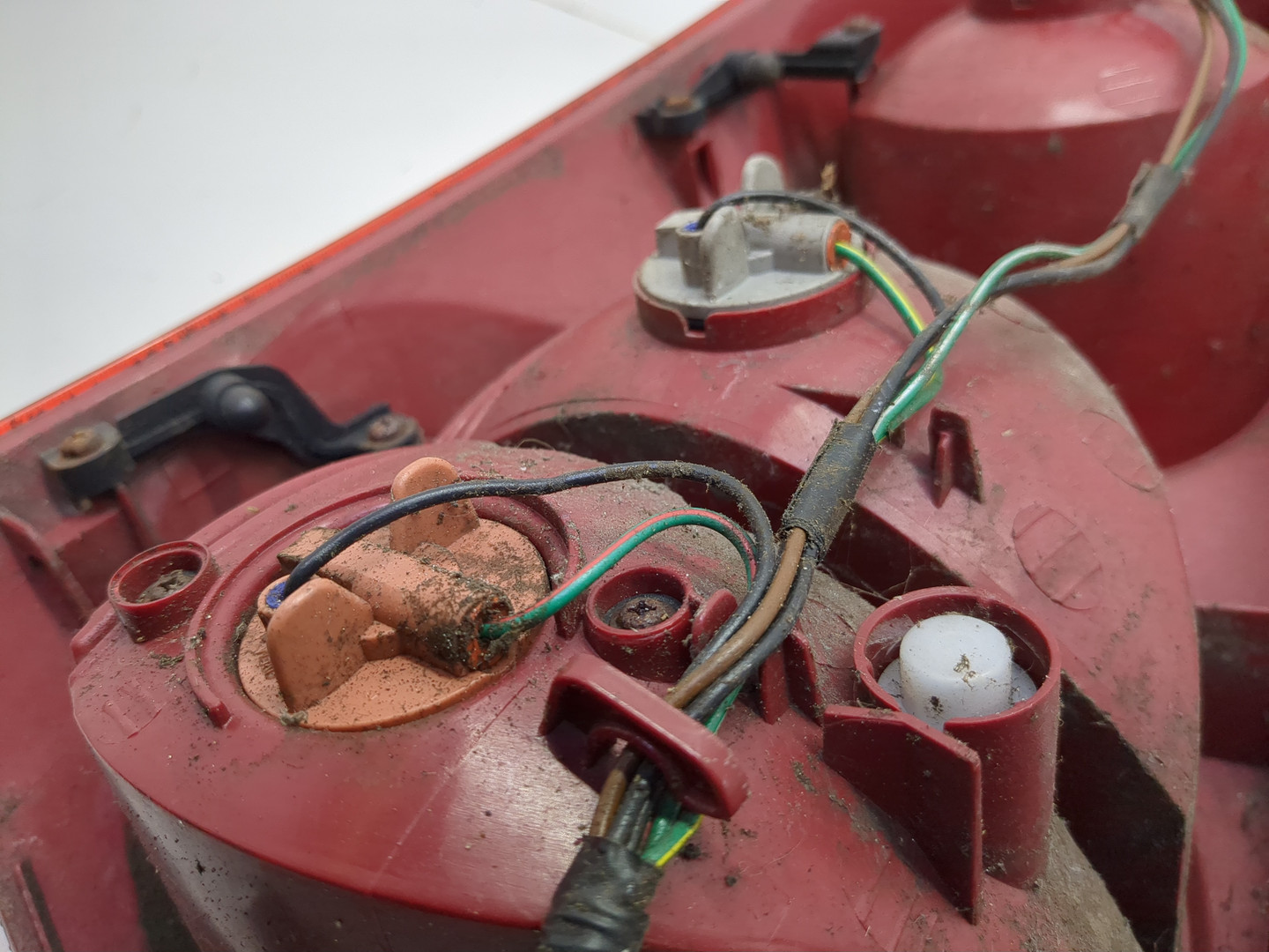 Фонарь задний правый