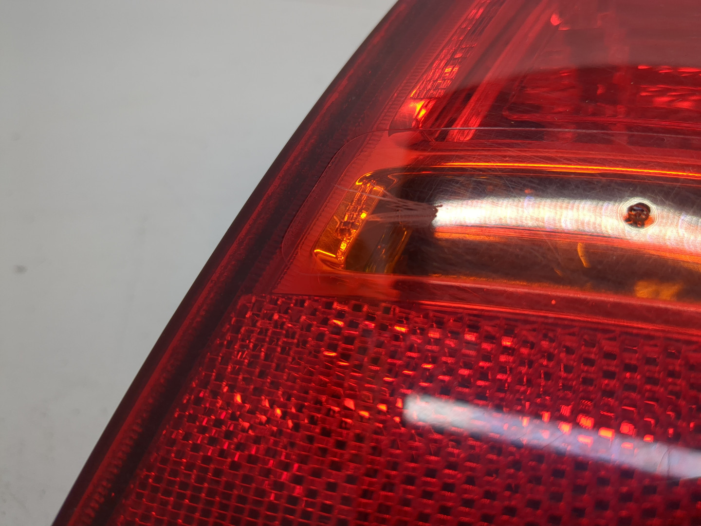 Фонарь задний правый