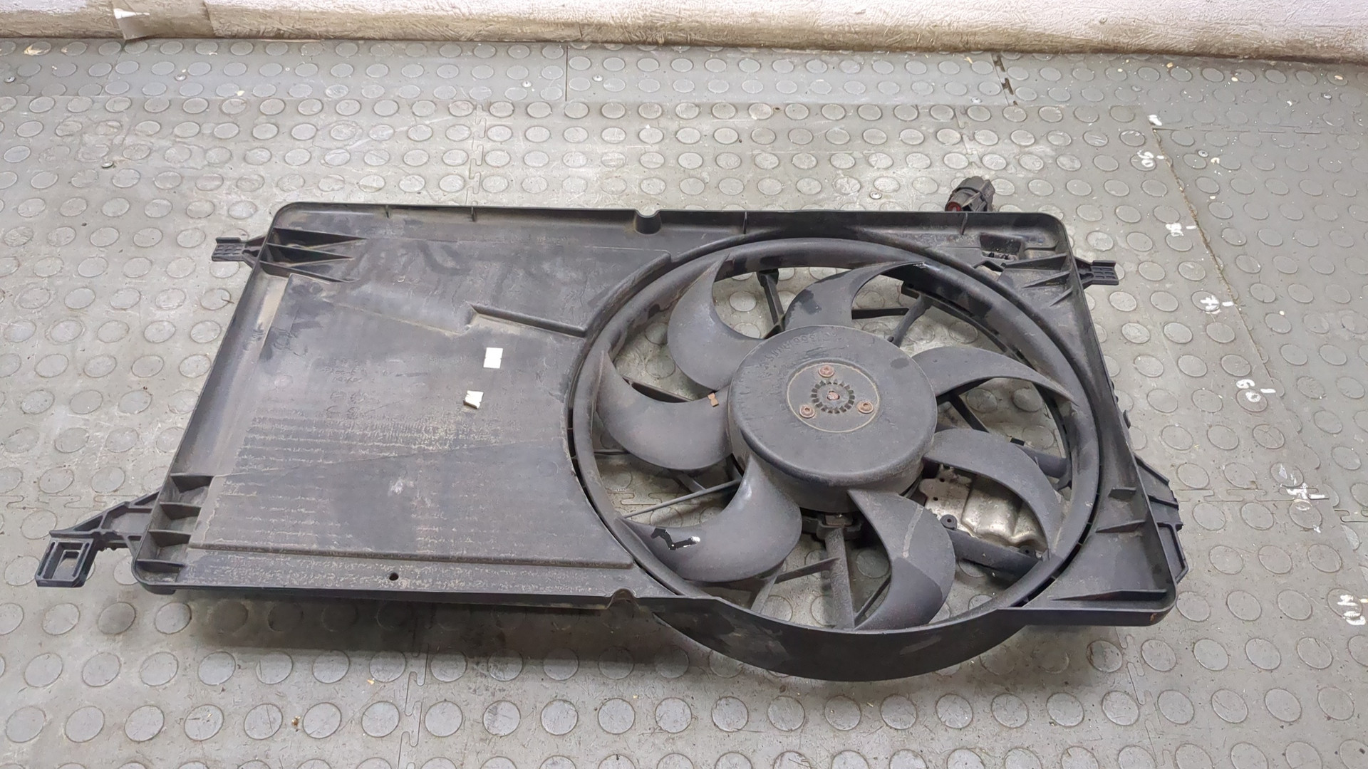 Вентилятор радиатора