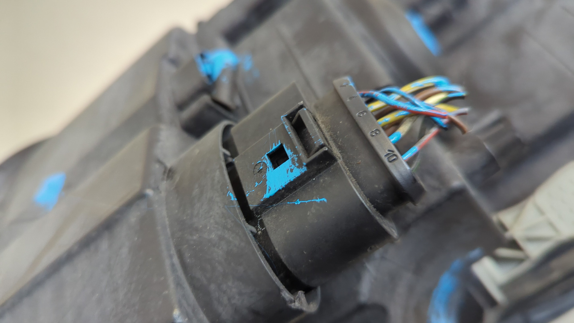 Фара правая