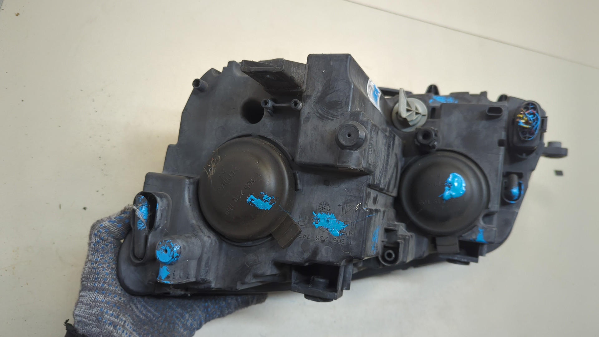 Фара правая