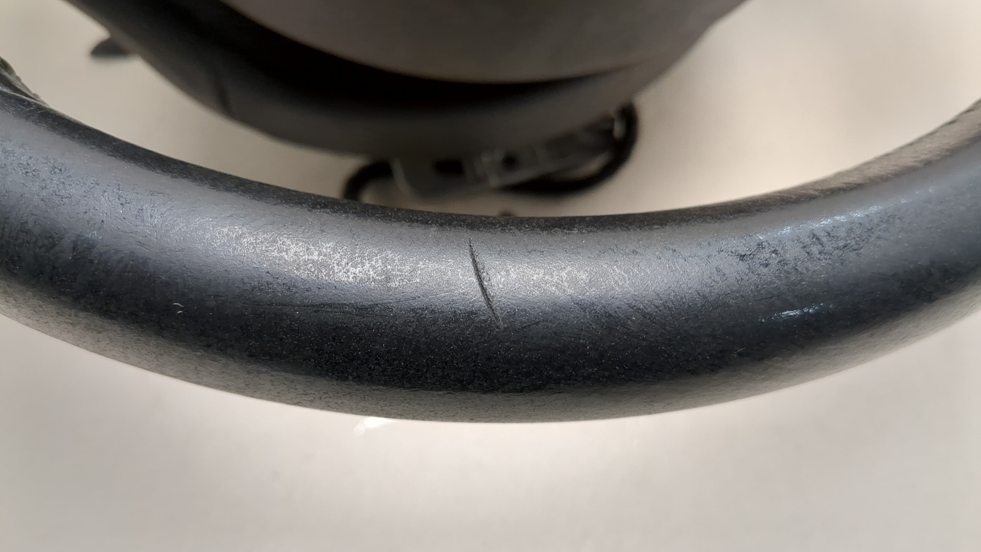 Рулевое колесо (руль)