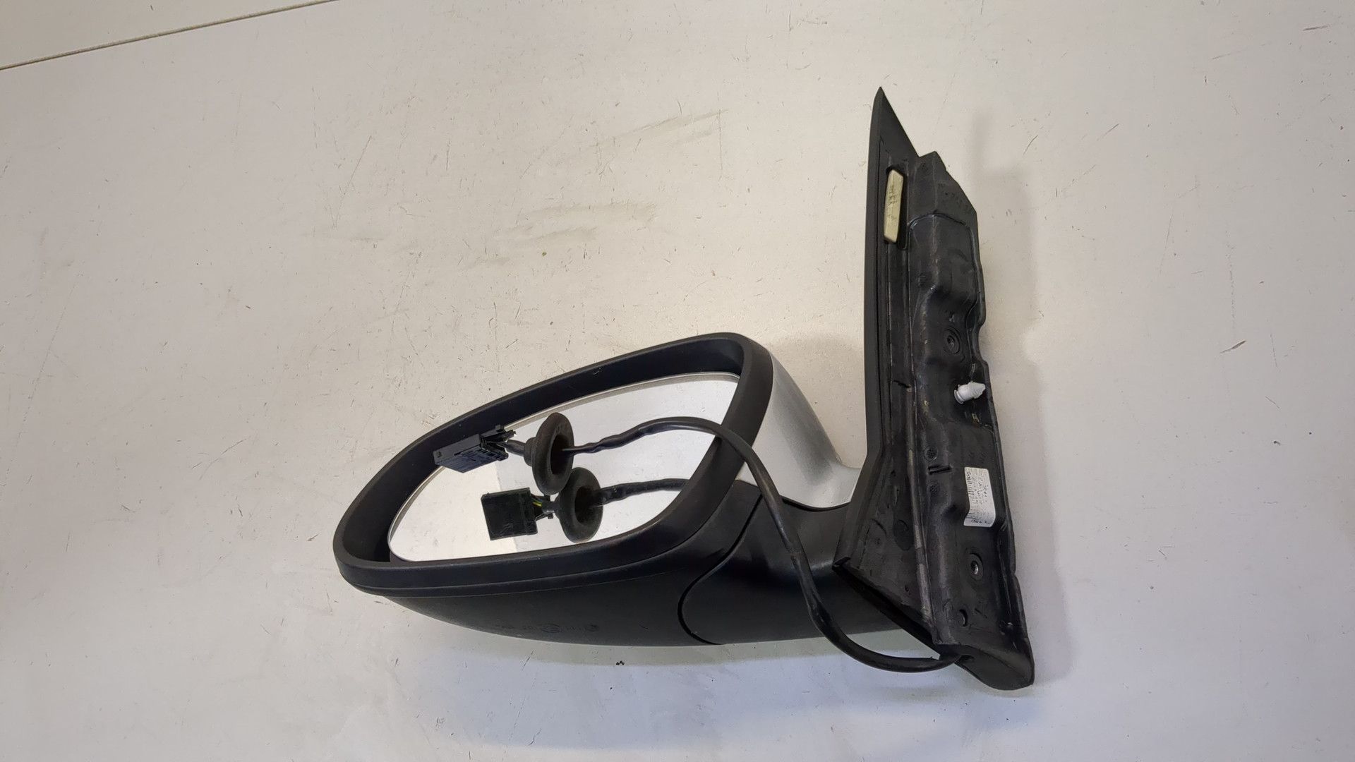 Зеркало левое электрическое