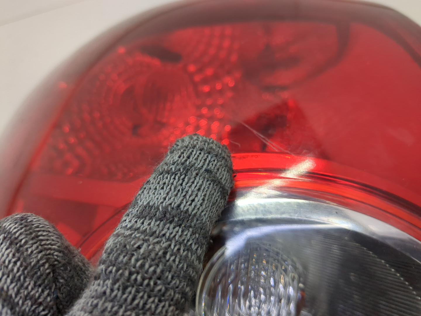 Фонарь задний левый