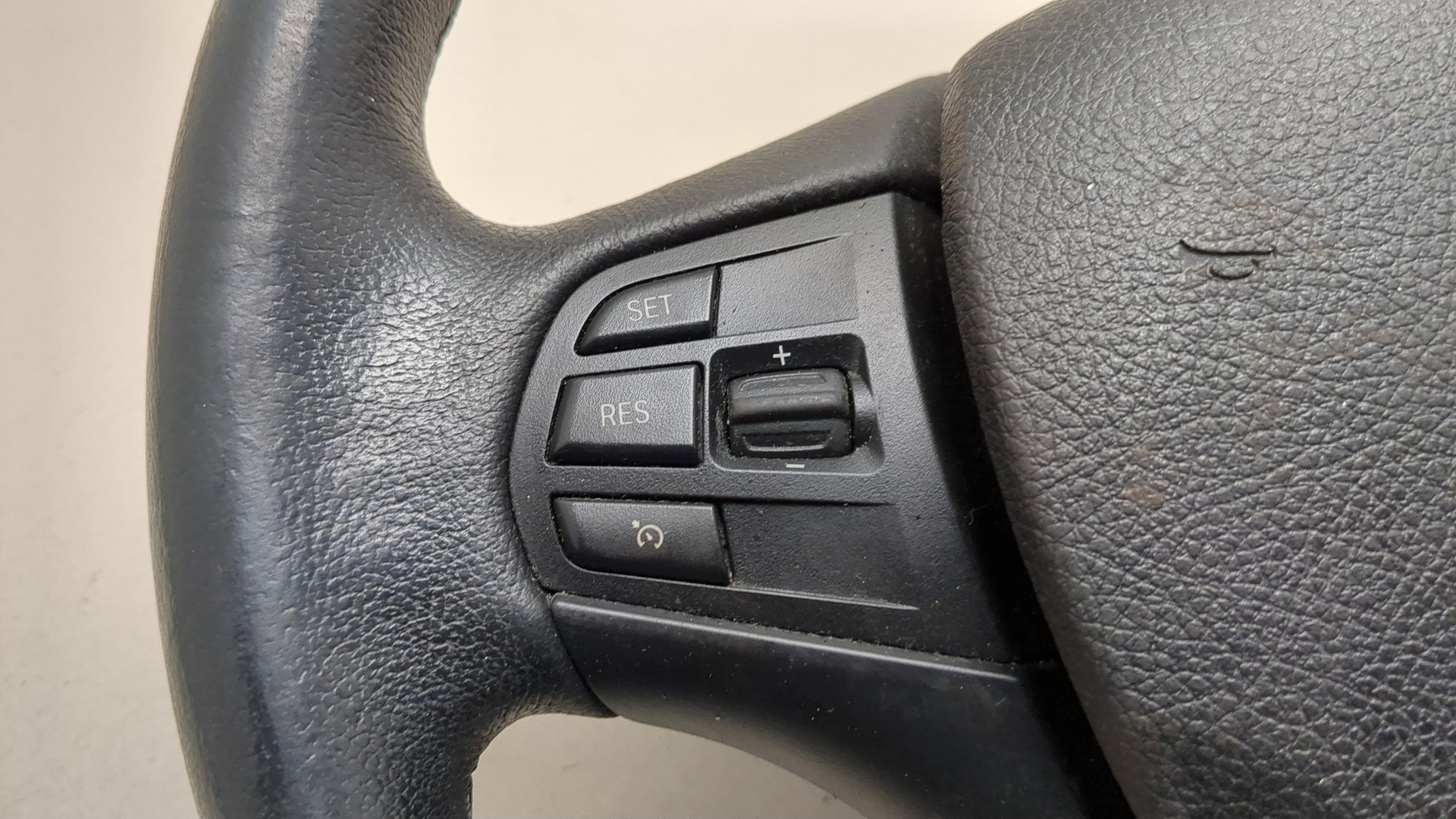 Рулевое колесо (руль)