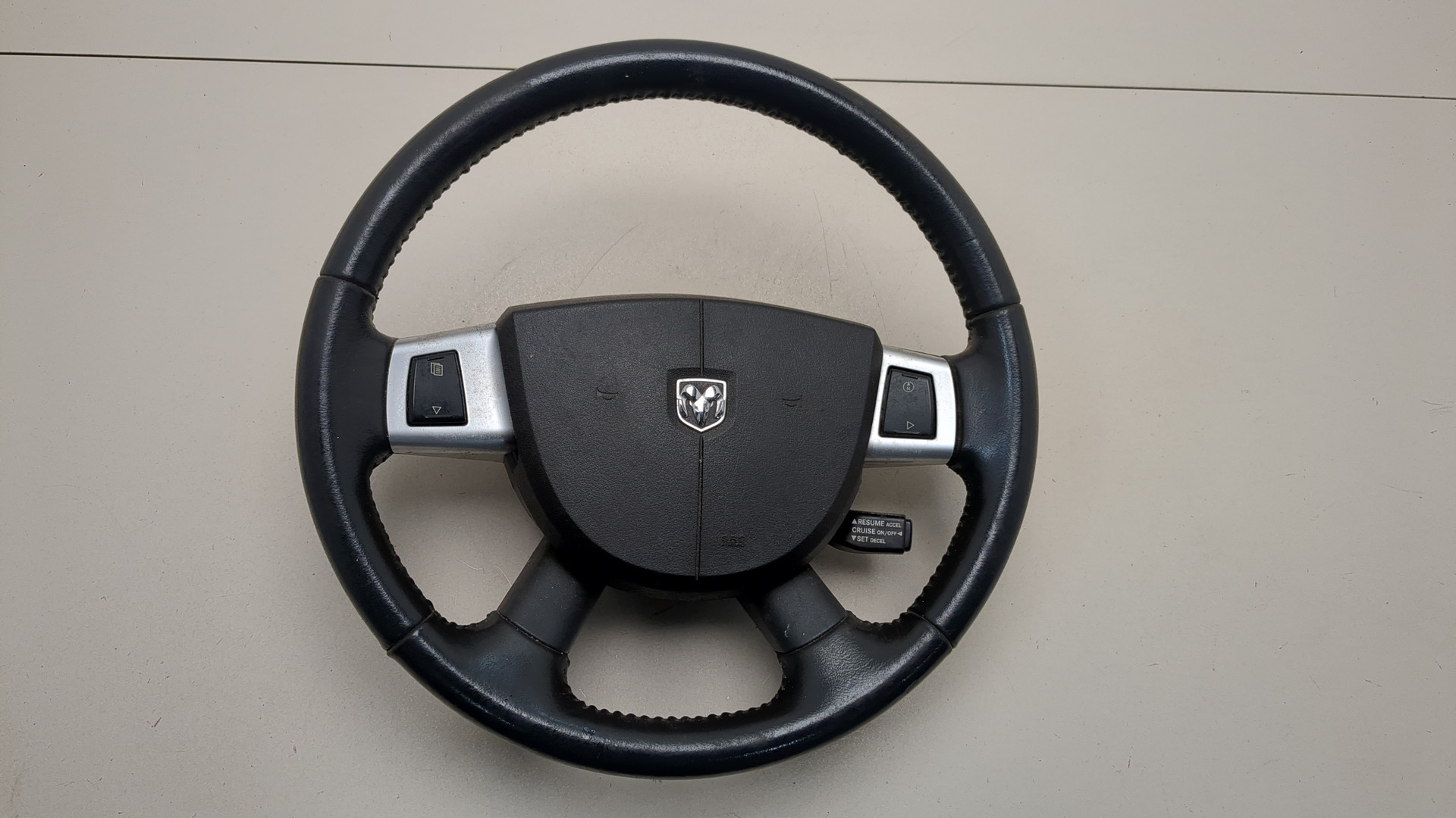 Рулевое колесо (руль)