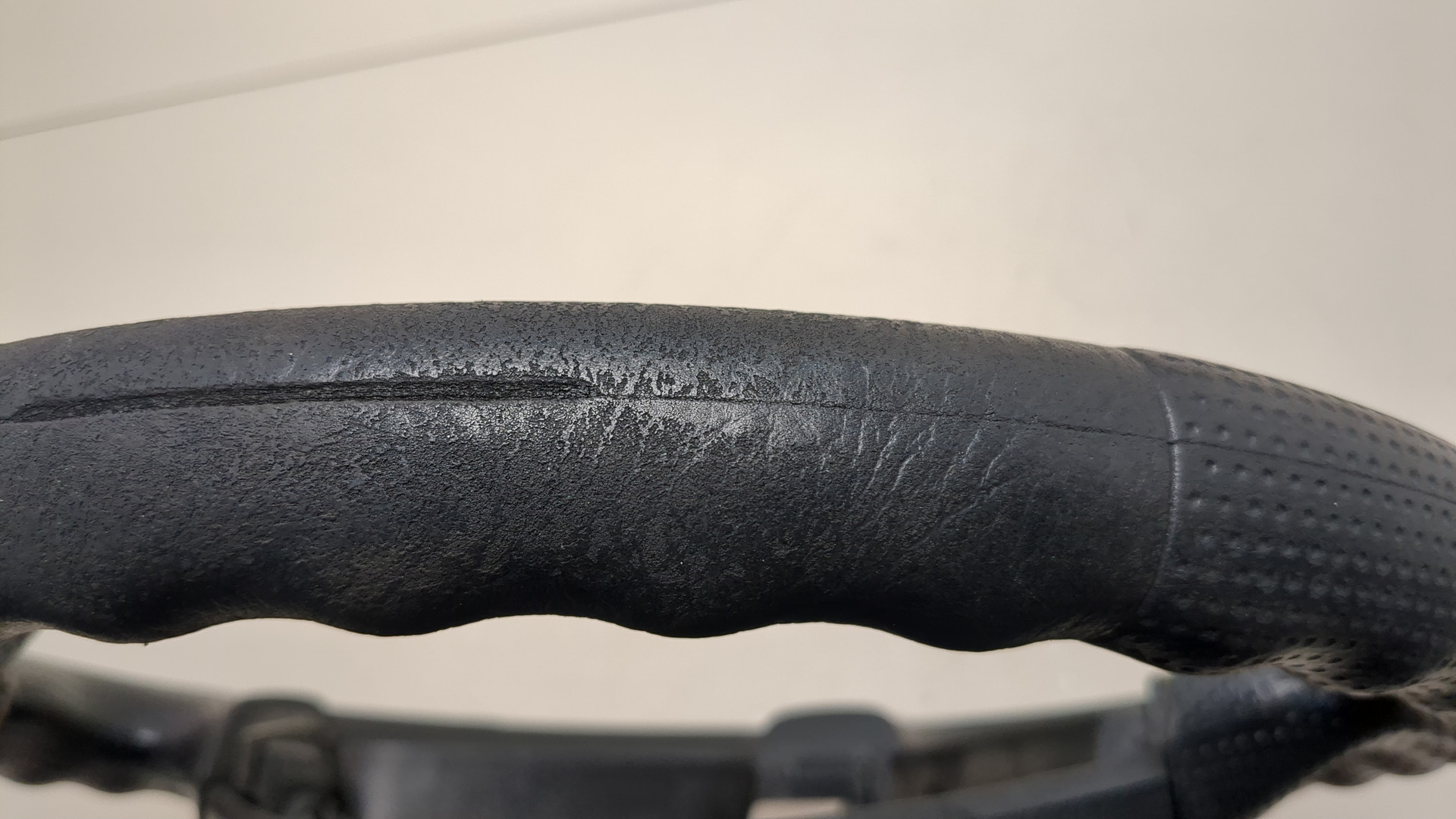 Рулевое колесо (руль)