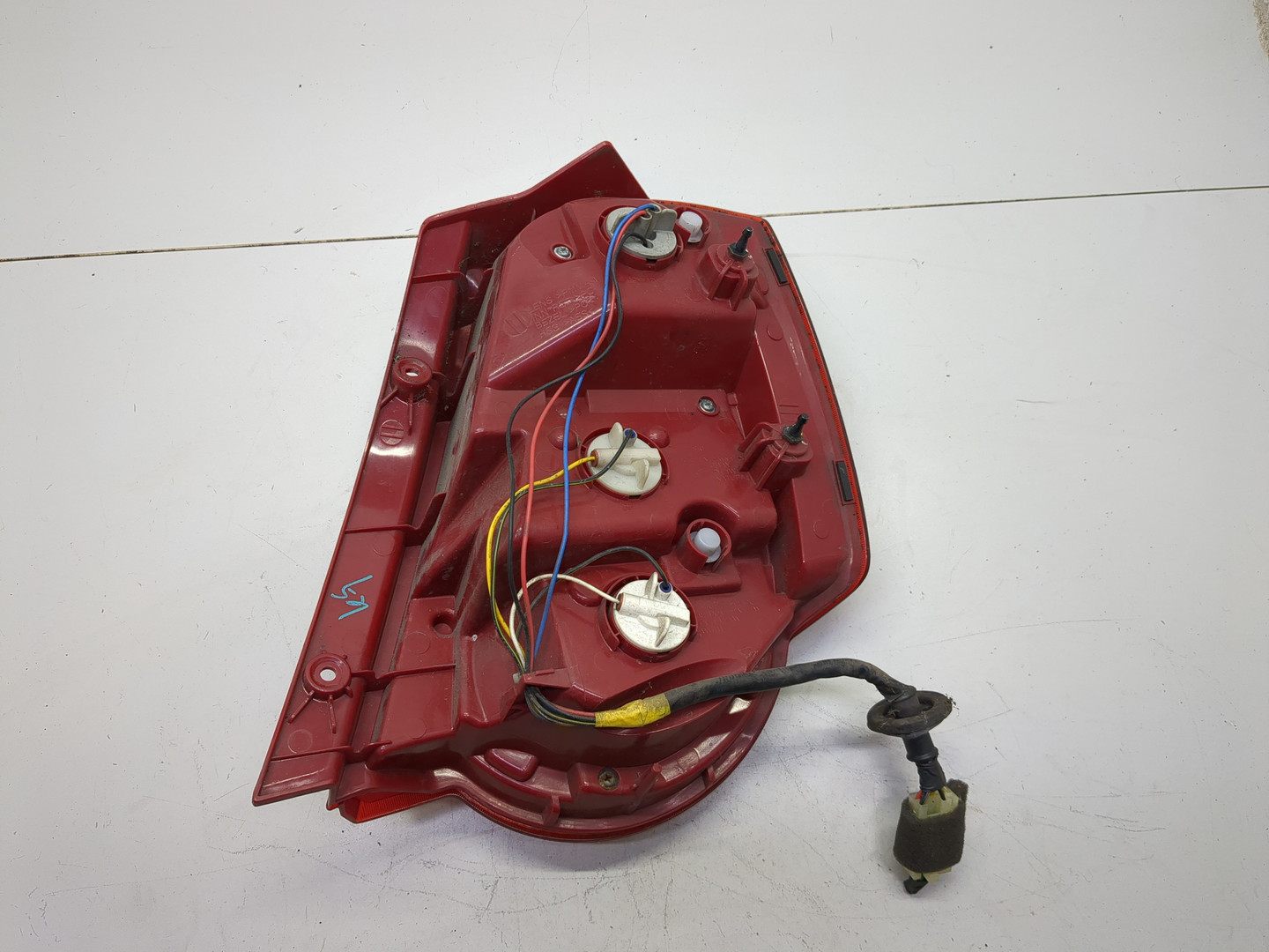 Фонарь задний левый