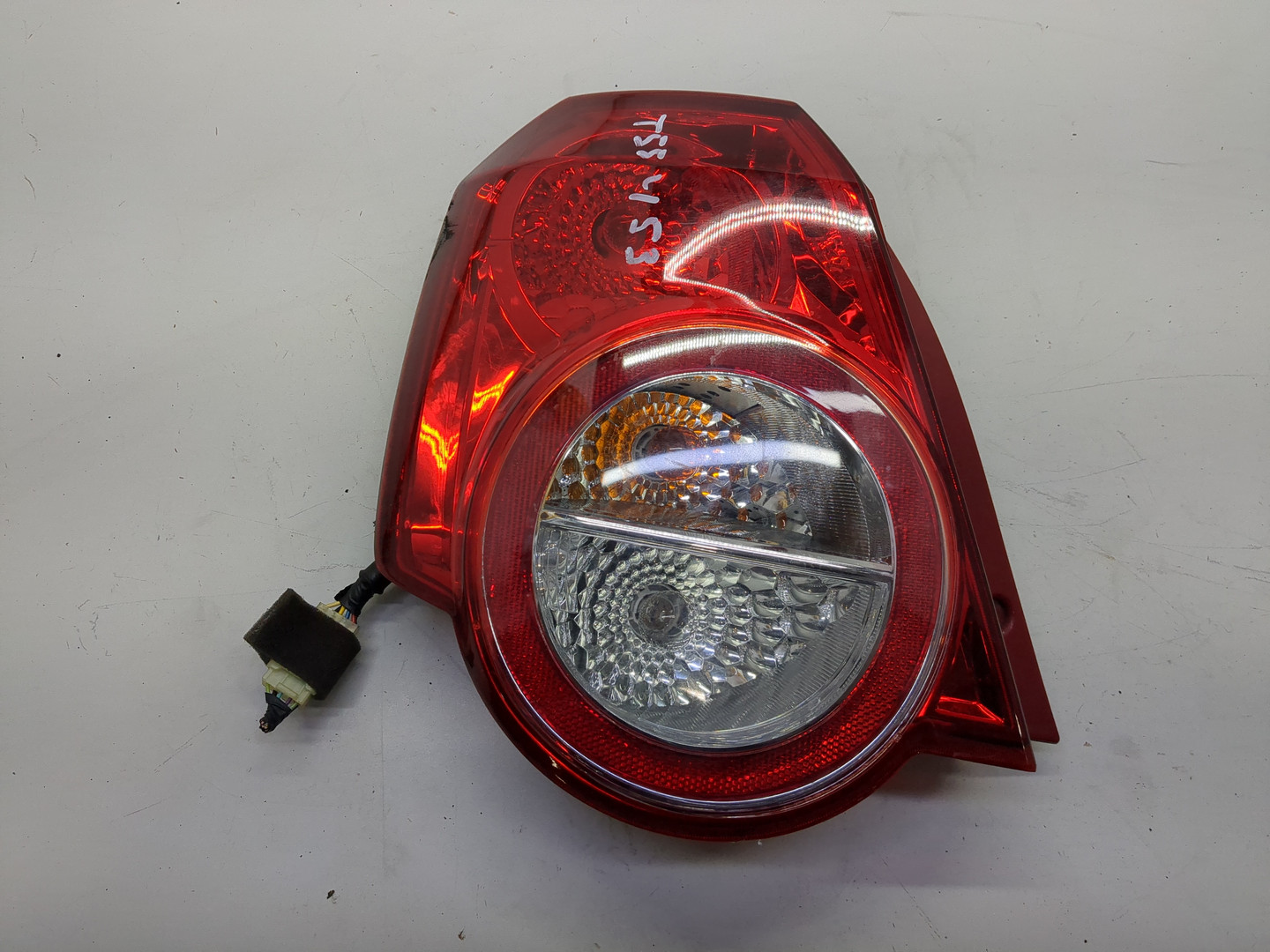 Фонарь задний левый