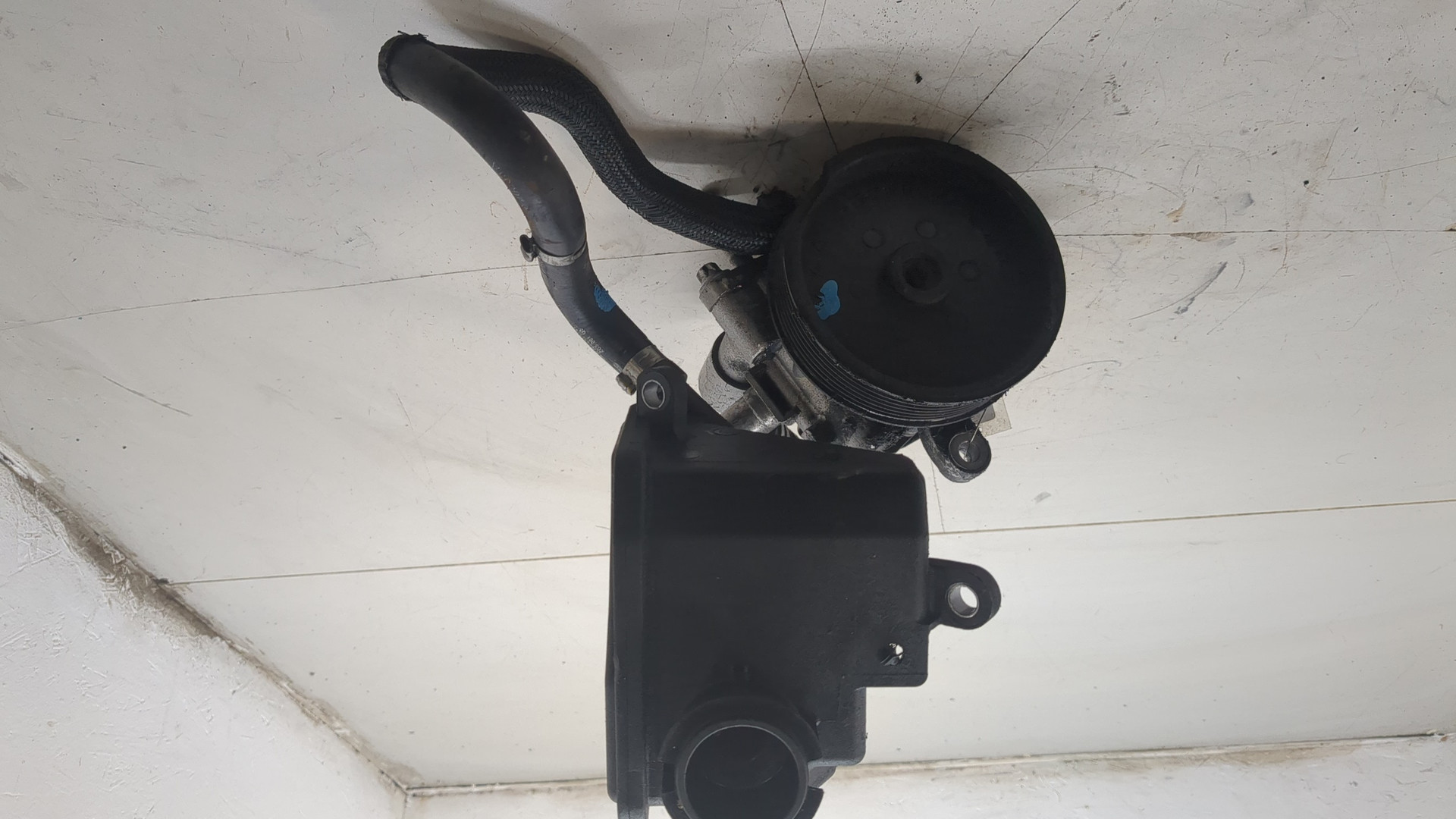 Насос ГУР (гидроусилитель руля)